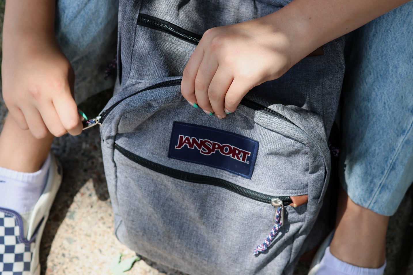 Dr. Sadika Kendi, a physician who chairs the academy’s injury-prevention efforts, says back injuries are uncommon but possible, particularly if a child falls while carrying a heavy backpack