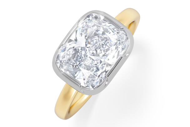 This style places the diamond horizontally across the finger (The Diamond Store)
