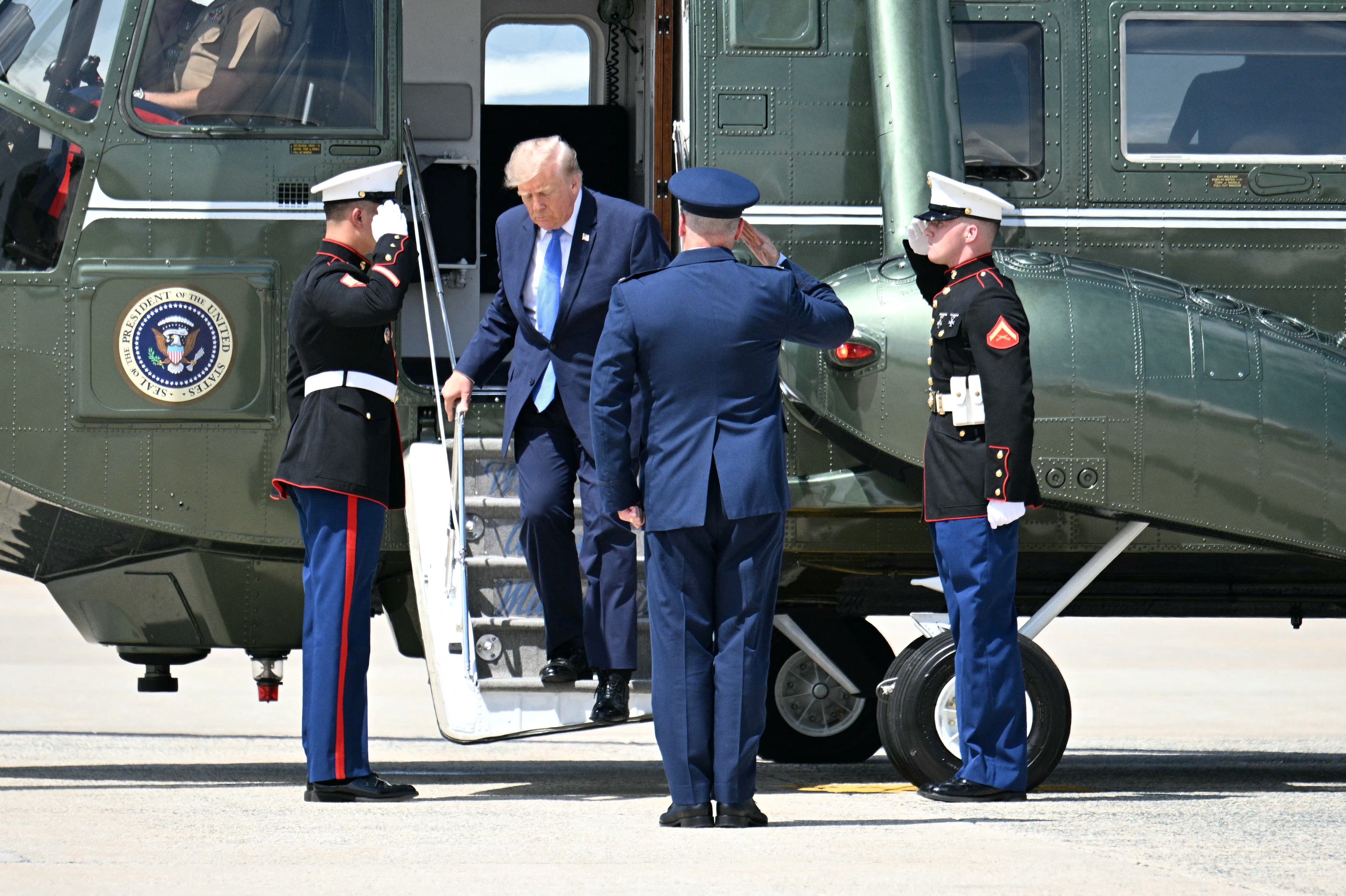 FAA investigating Marine One 'safety incident' as Trump left DC | The  Independent