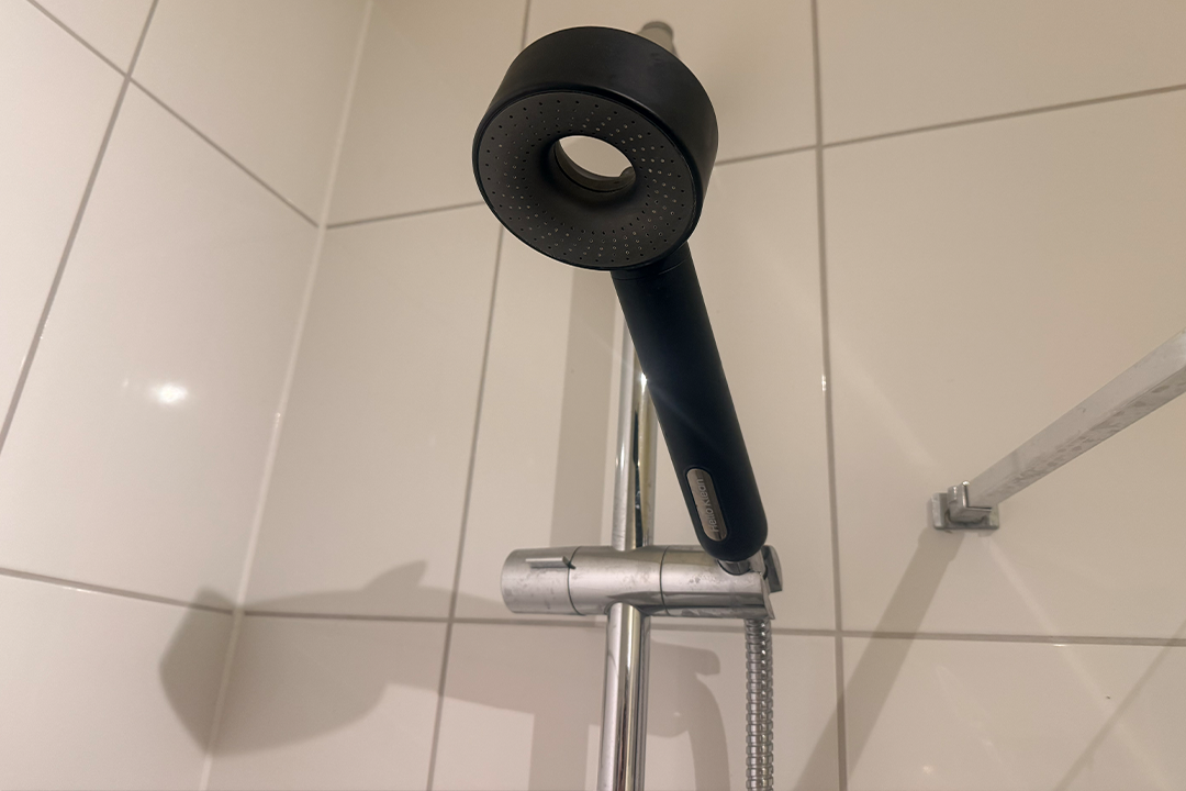 It has a two-step circular filtration system that reduces chlorine, metals, and impurities in hard water (Louise Whitbread/The Independent)