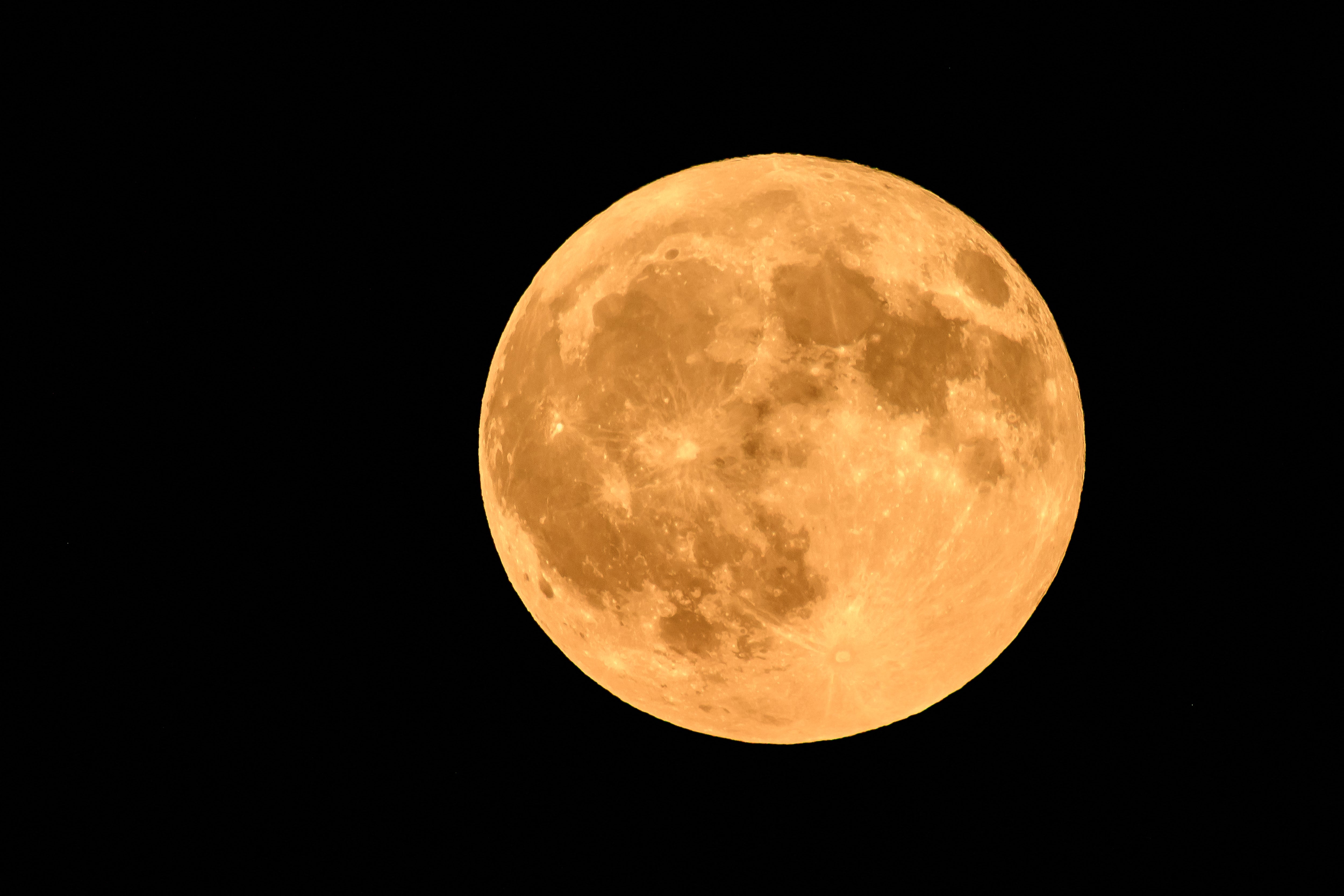 SpaceX rocket moon collision sparks warning over ‘lunar litter’ - and it’ll only get worse