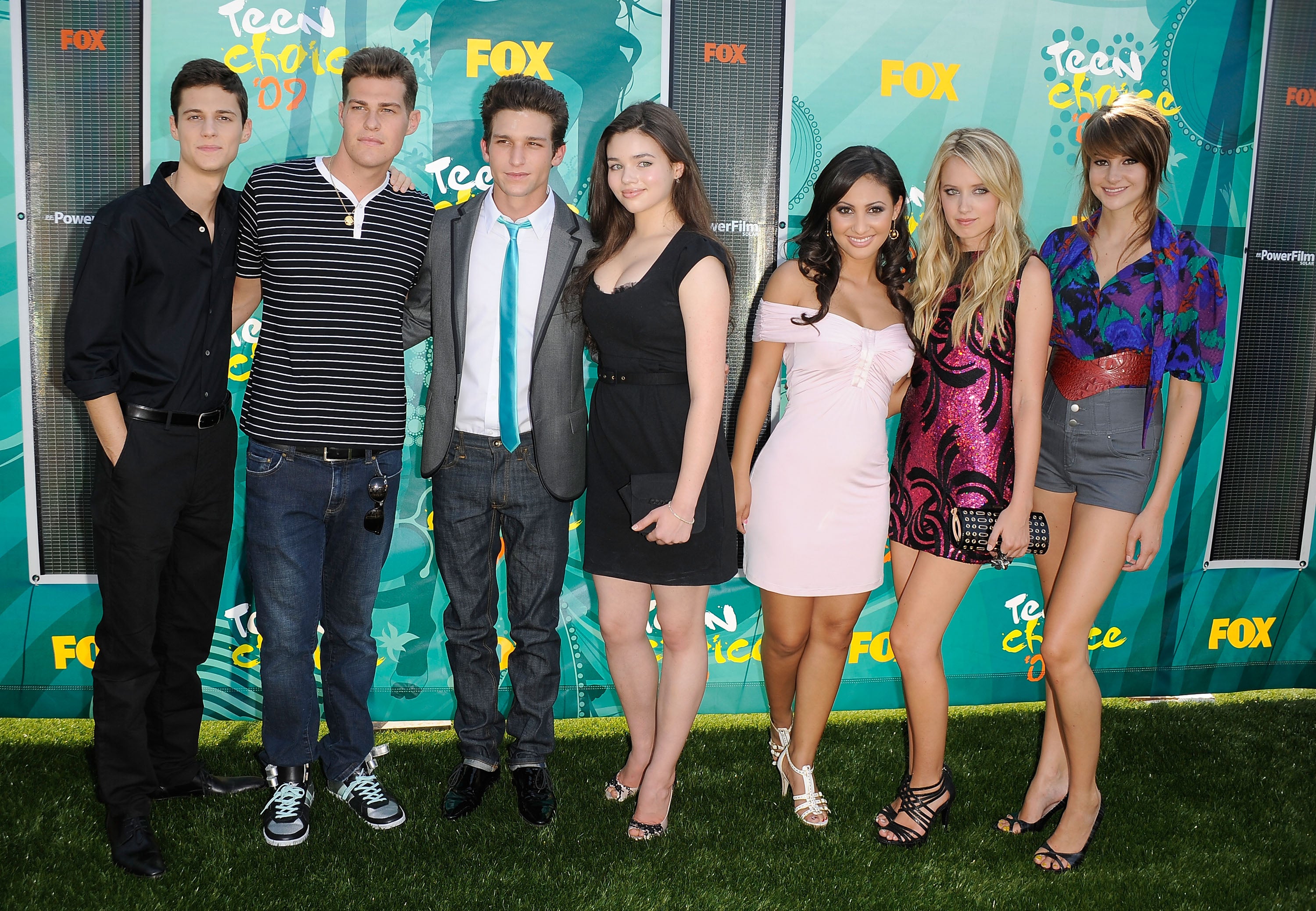 Molly Ringwald said she loved her cast members on 'The Secret Life of the American Teenager'