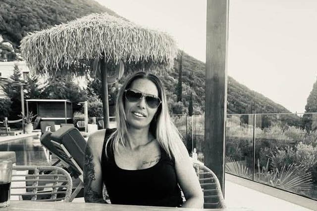 British mother dies weeks after being trapped in Spanish wildfires