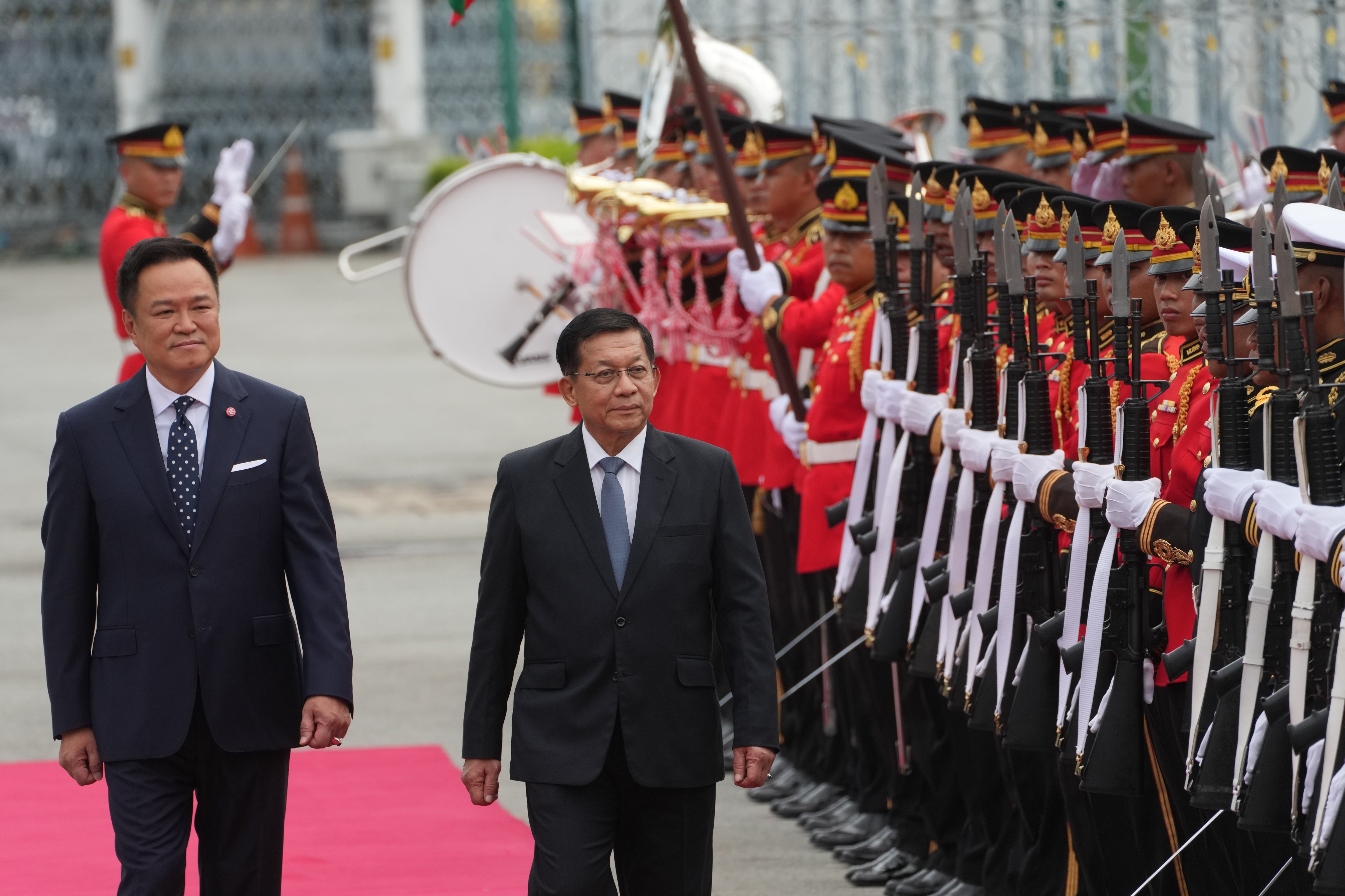 Leader of Myanmar's military-backed government arrives in Thailand ...