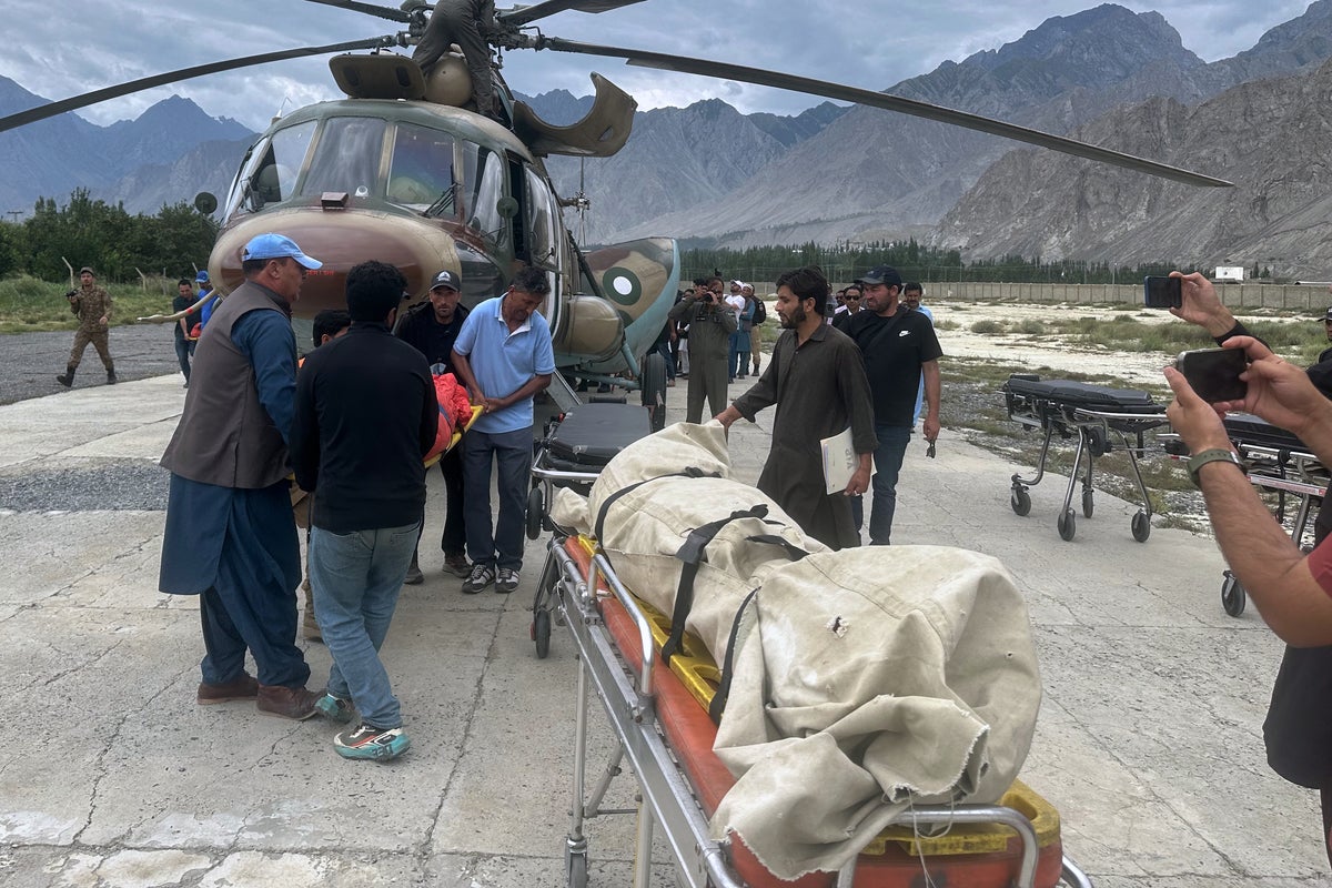 Pakistan Army helicopters recover five climbers from Broad Peak following avalanche