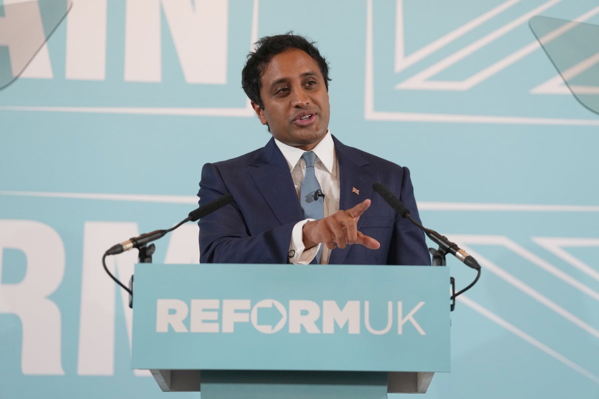 Reform pledges to create ‘Turkish barber tip line’ in bid to crack down on illegal workers