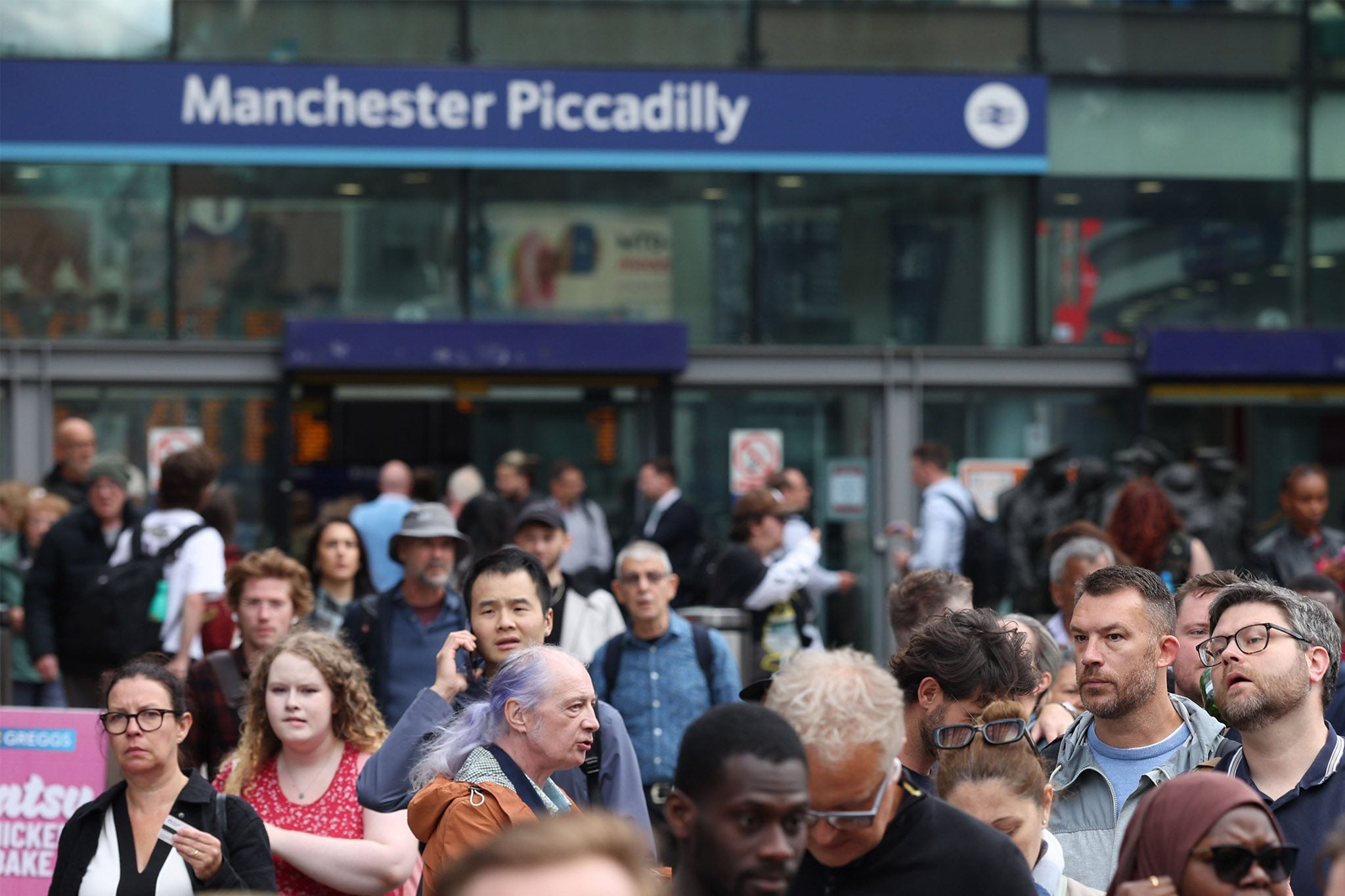National rail disruption live: Commuters told ‘do not travel’ as Manchester power failure causes severe delays and chaos