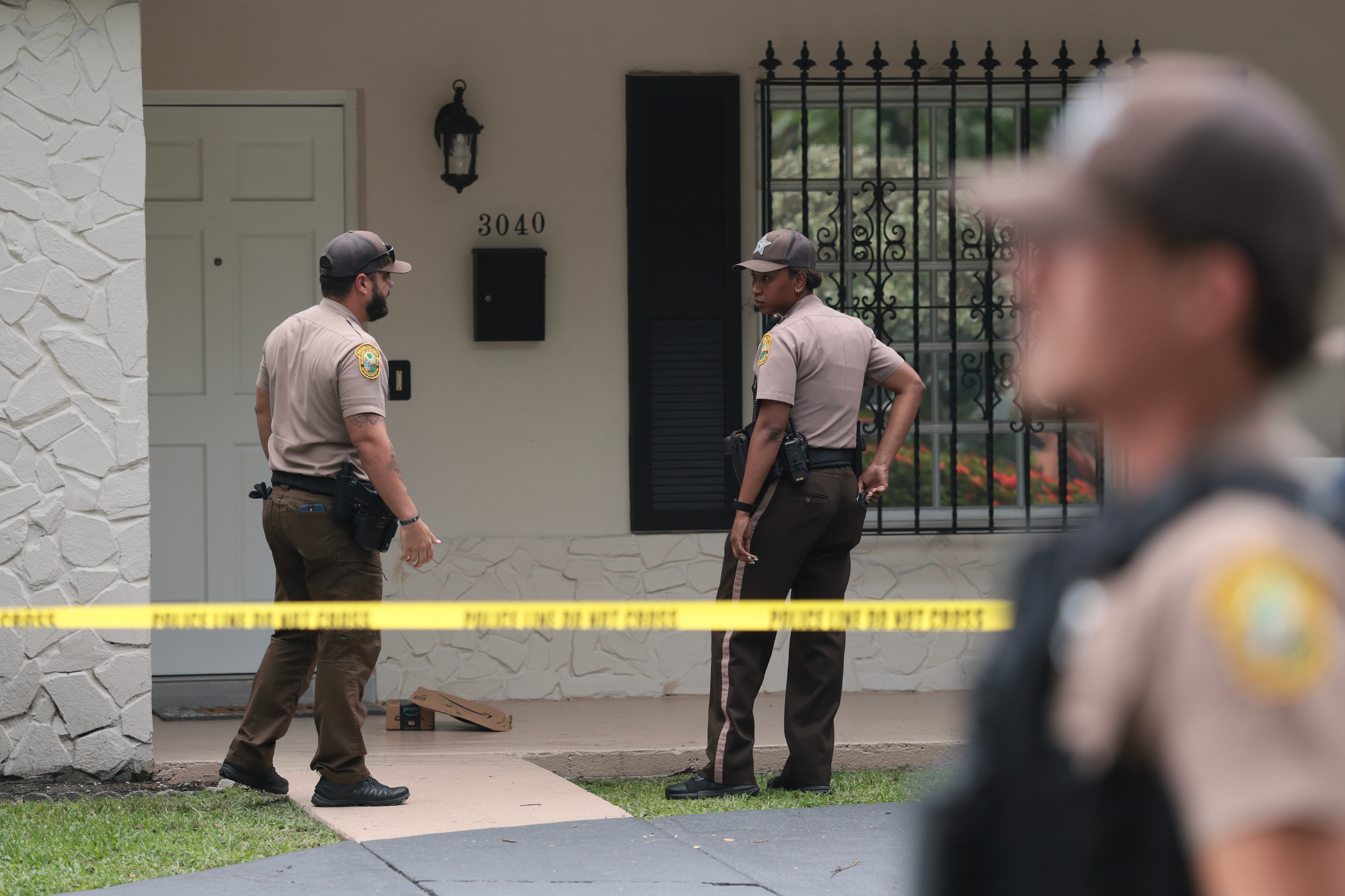 Emergency services were seen outside the celebrity blogger’s home in Miami on August 4 (Getty)