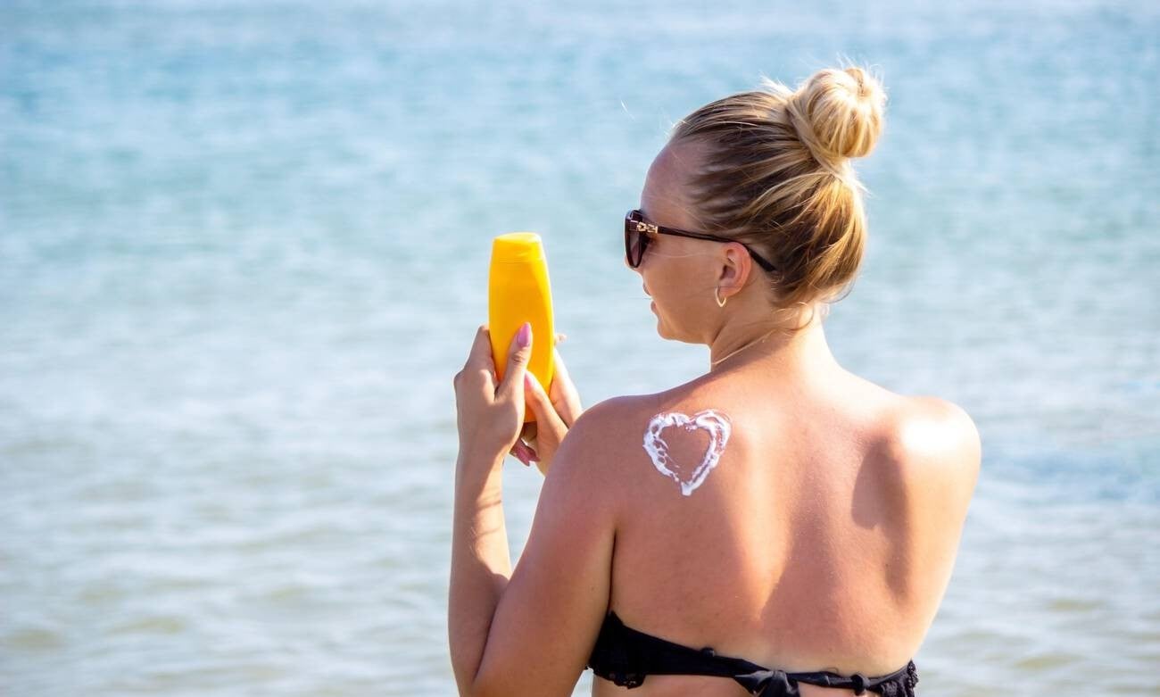 Why misguided influencers are wrong to ditch sunscreen during Europe&rsquo;s record-breaking heatwave