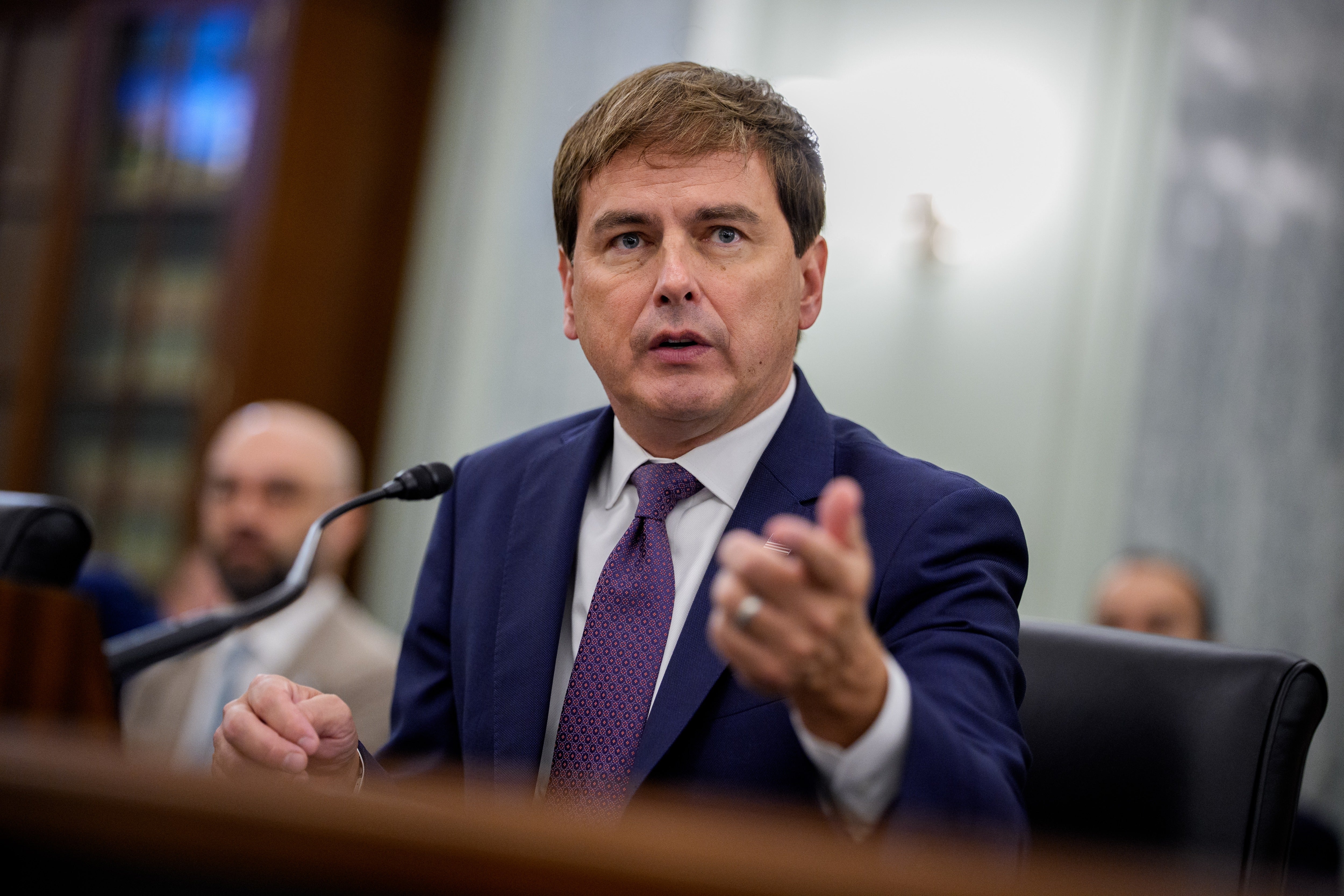 New TSA chief confirmed by Senate as Trump admin pushes private airport security