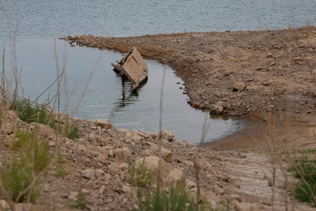 Lake Mead at 27% capacity, could fall 16 feet.