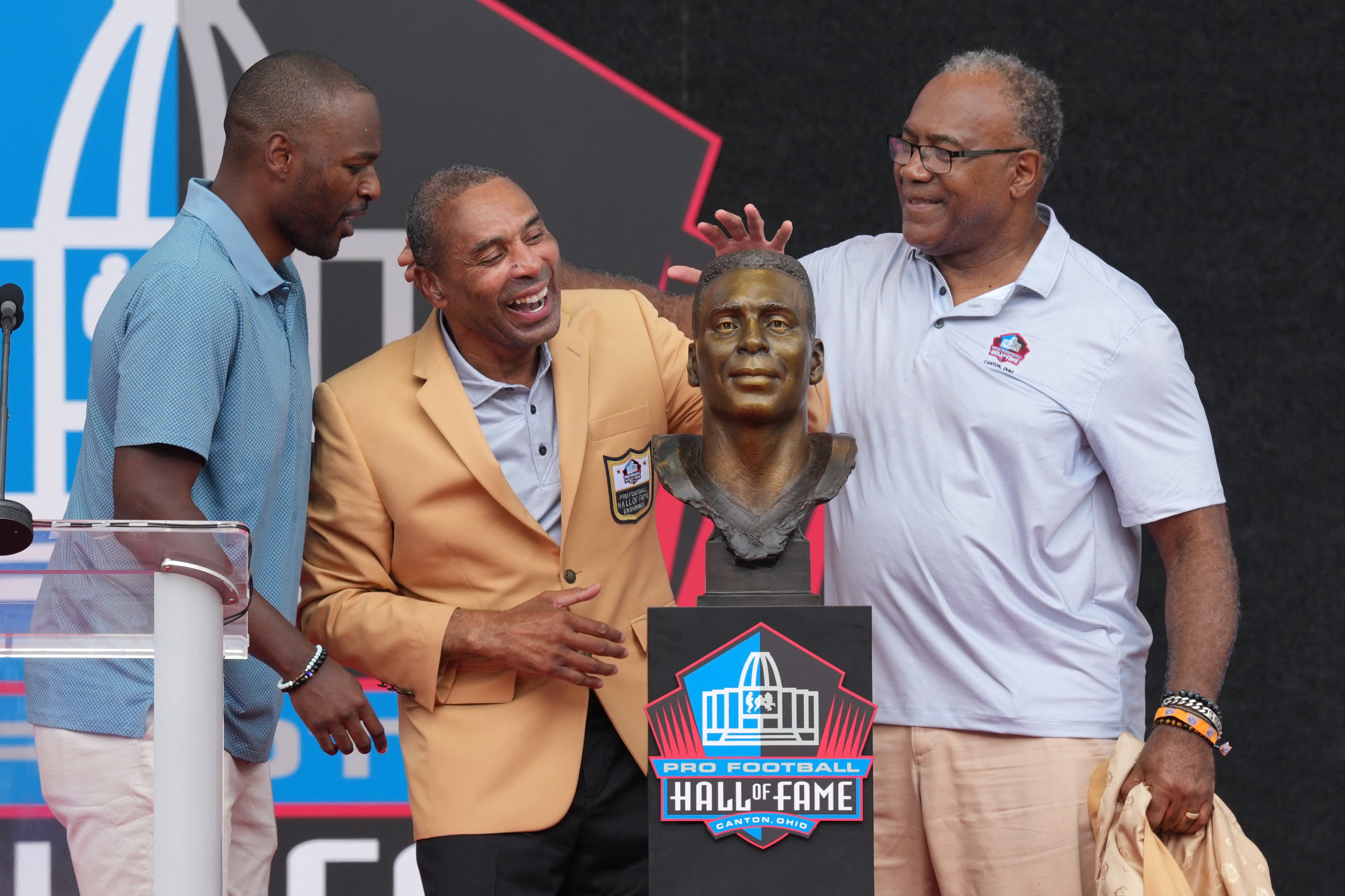 Selected by the 49ers in the second round of the 1983 draft as a fullback out of Nebraska, Craig became one of the most versatile players in league history