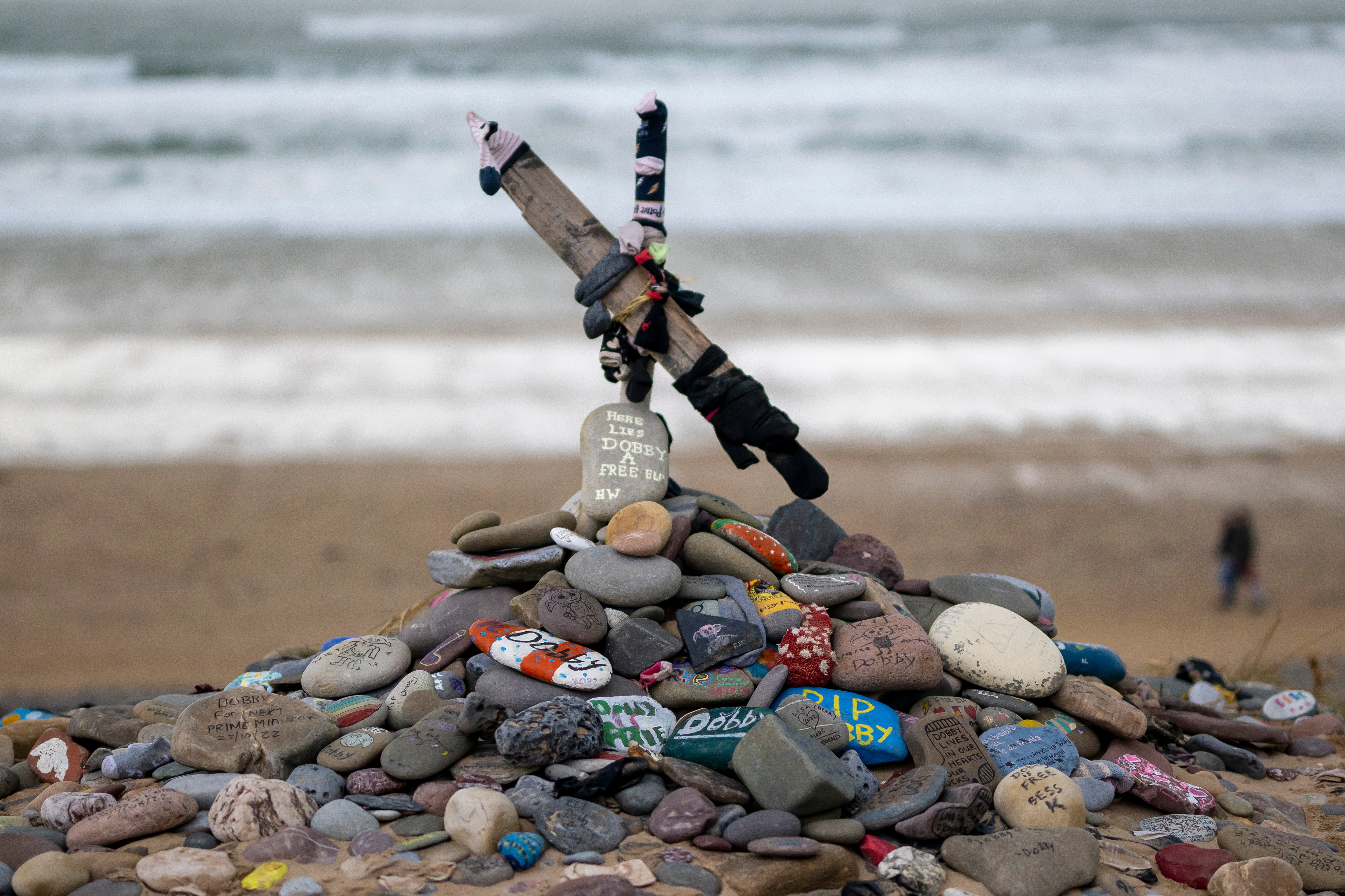 Harry Potter fans force diversion of &pound;430m giant pipeline to protect Dobby&rsquo;s &lsquo;grave&rsquo;