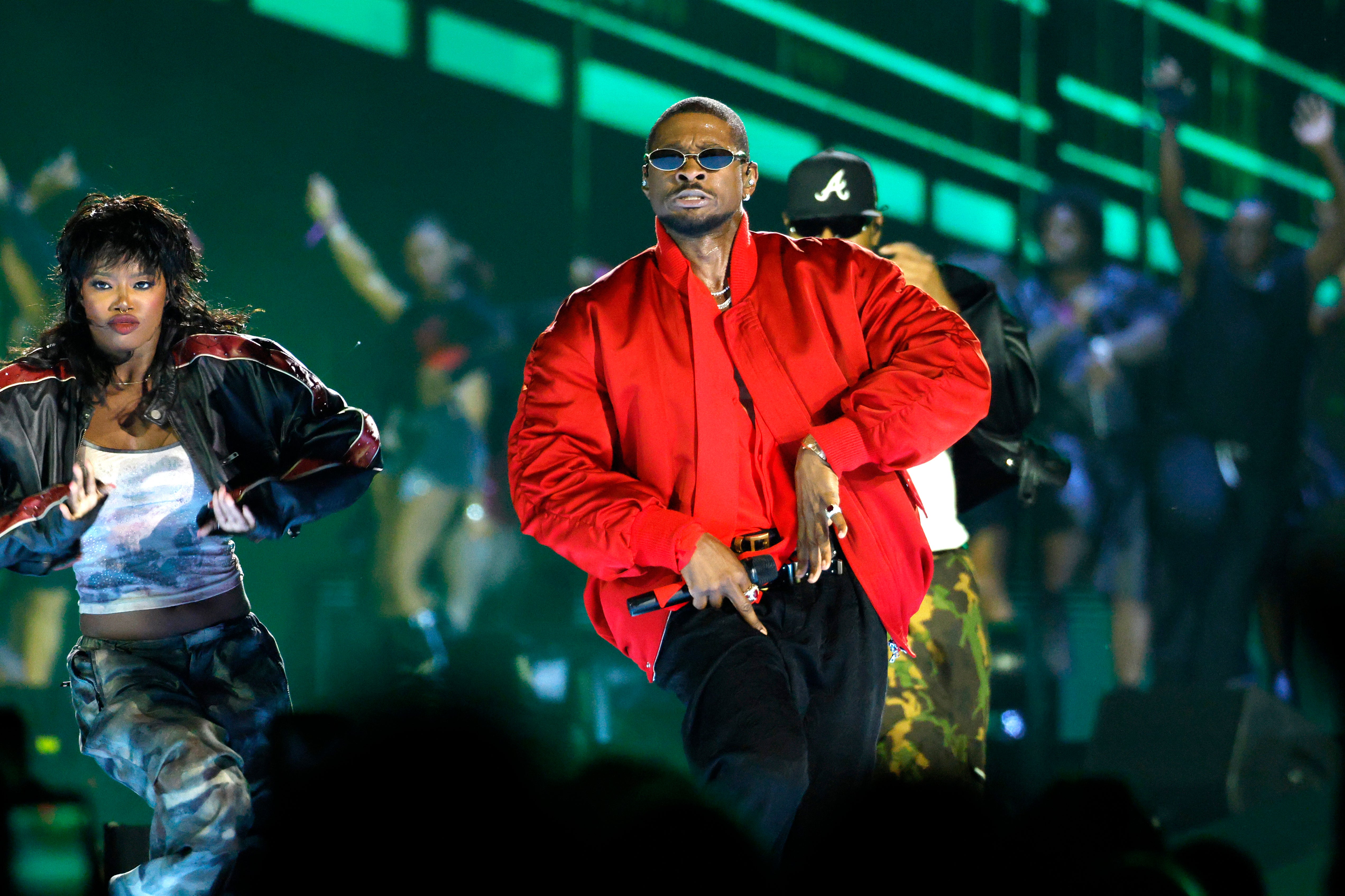 Usher dismissed claims that he used a body double during a recent concert