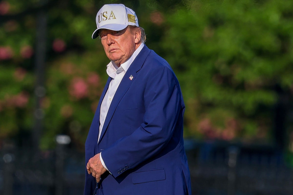 Iran-US war latest: Trump says ‘it always works out’ as plan to reopen Strait of Hormuz stalls and oil prices rise