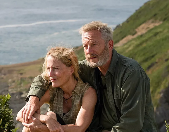 Gillian Anderson and Jason Isaacs in ‘The Salt Path’