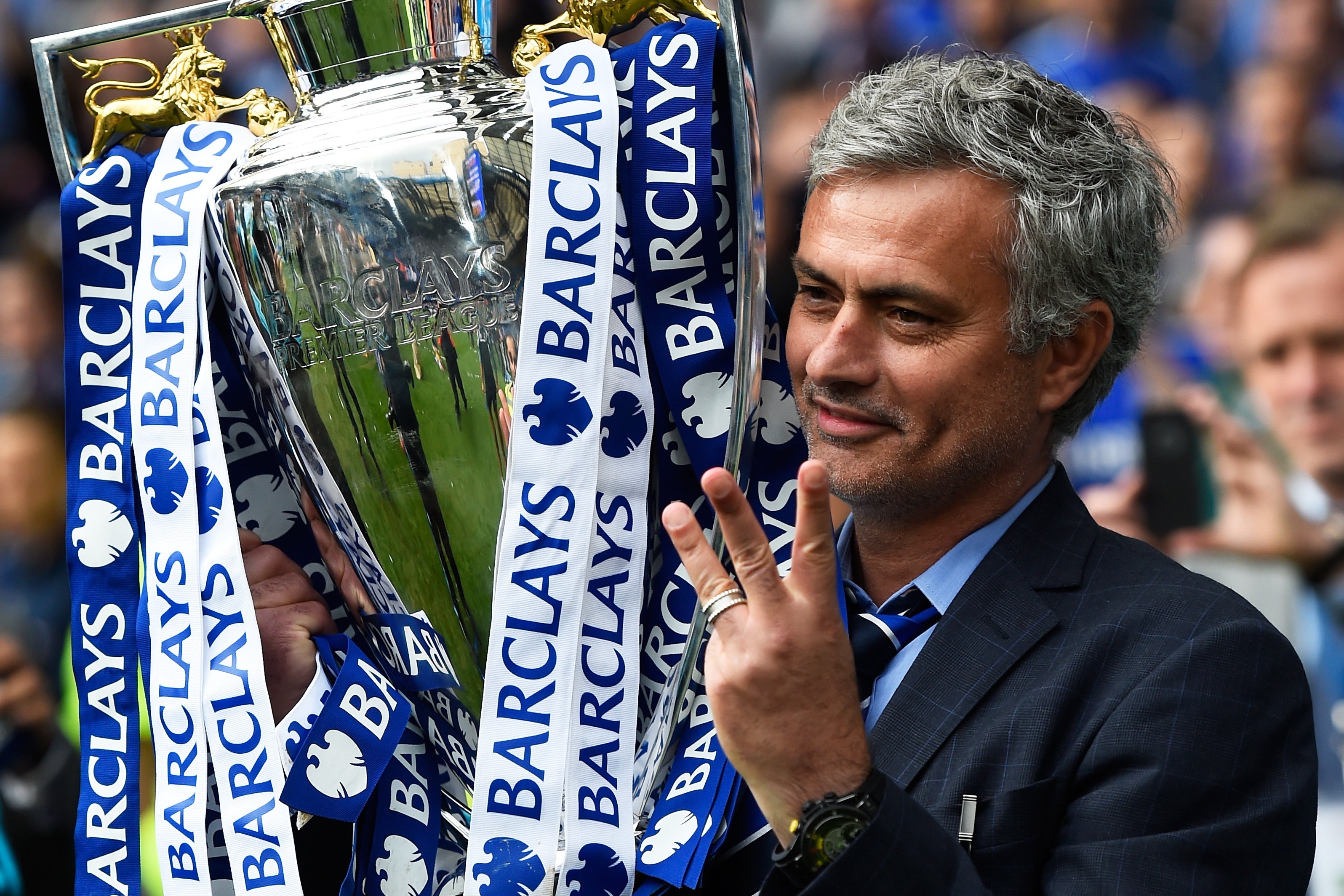 Mourinho won his third Premier League title with Chelsea in 2015, but could it have come with United instead? (Getty)