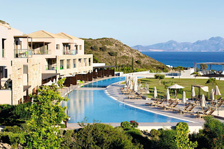 Sebastian Ebel, chief executive of Tui, said the group has weathered the tough trading conditions, but that holidaymakers are increasingly booking trips later towards their departure date