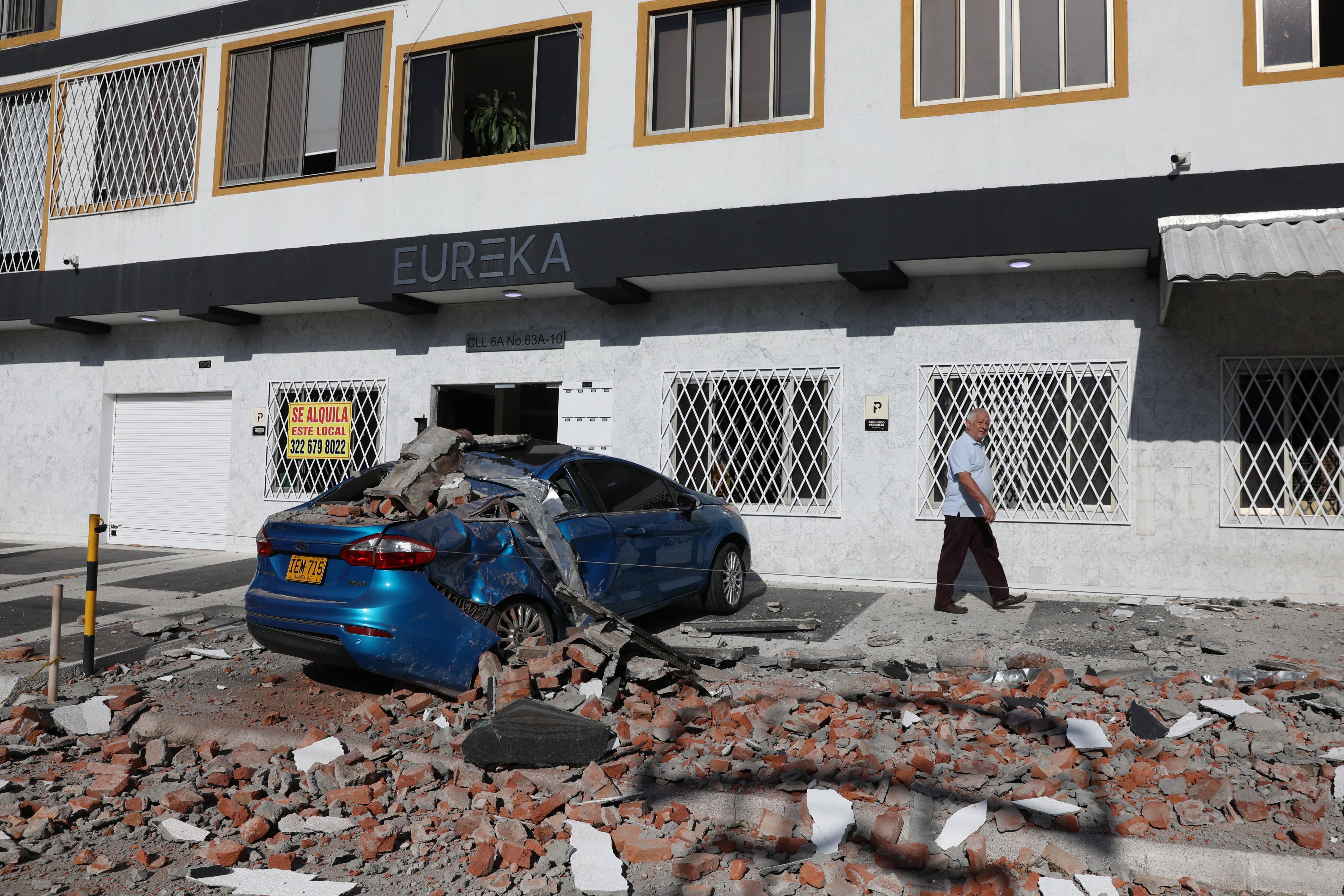Sismo de magnitud 7,4 en Colombia deja heridos y daños