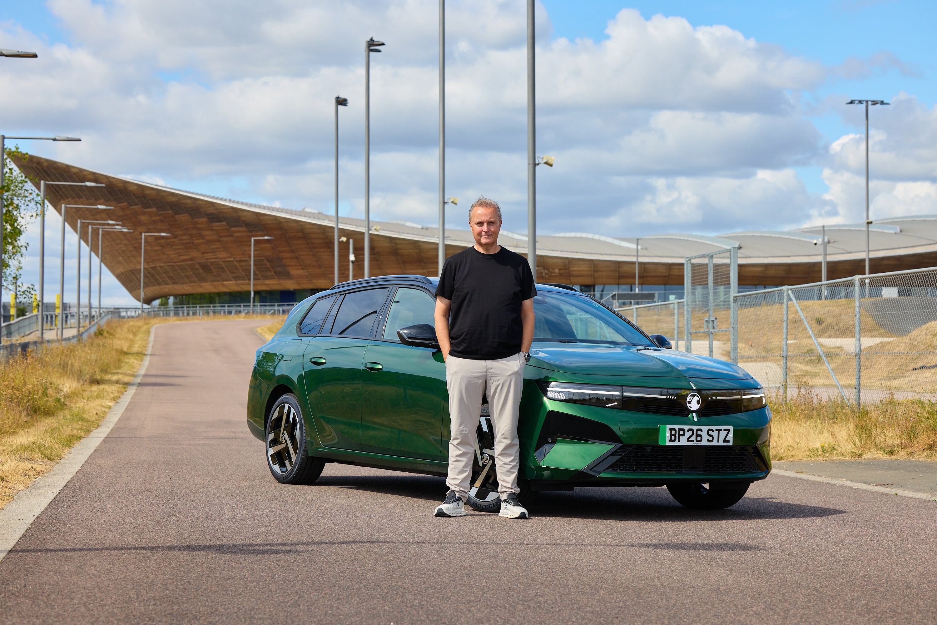 independent.co.uk - Steve Fowler - Vauxhall Astra Electric Sports Tourer review - is this the best EV for dogs?