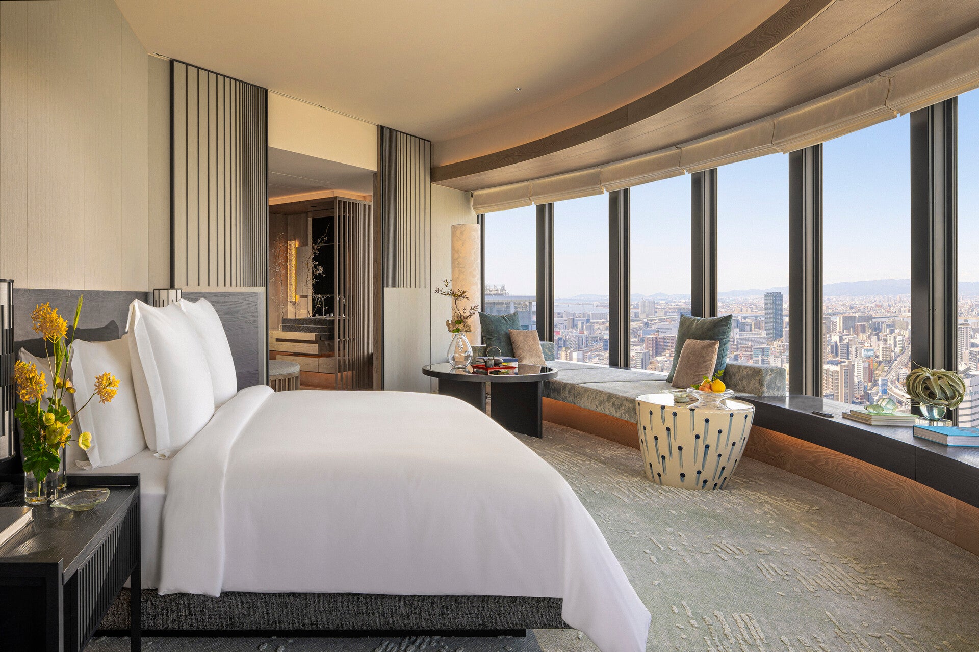 Views are impressive from every room (Four Seasons)