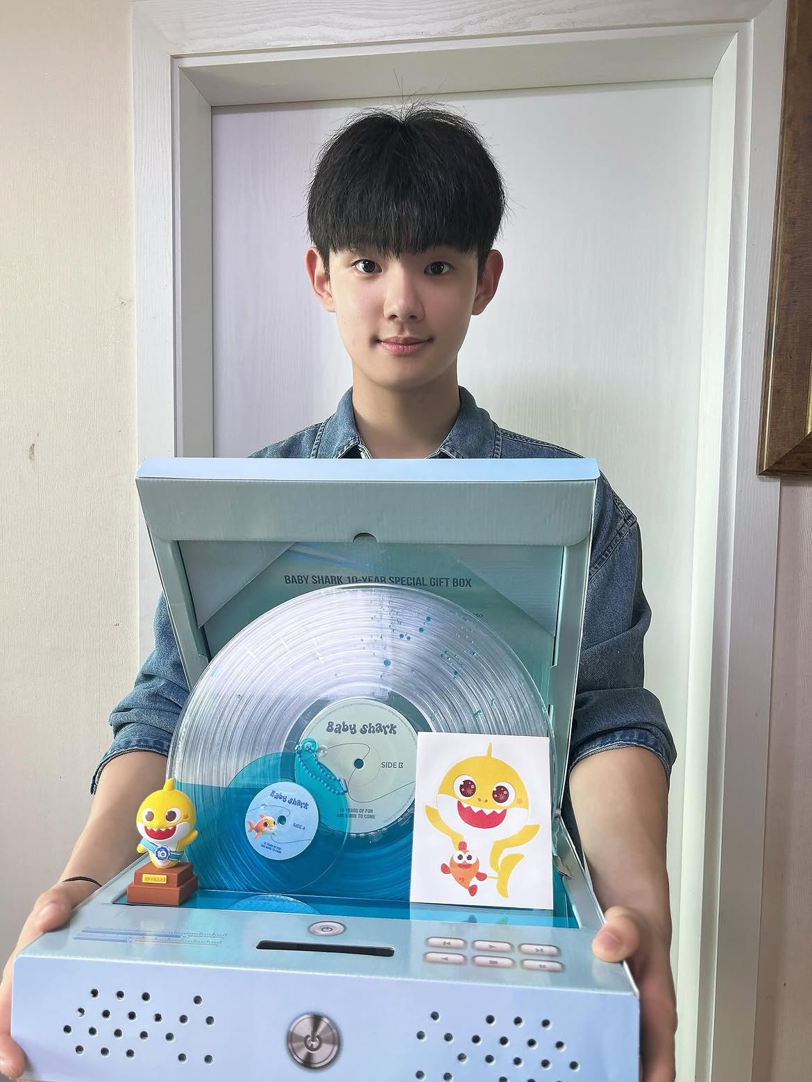 Park, now 17, first appeared in the brightly coloured 2016 video for Baby Shark Dance