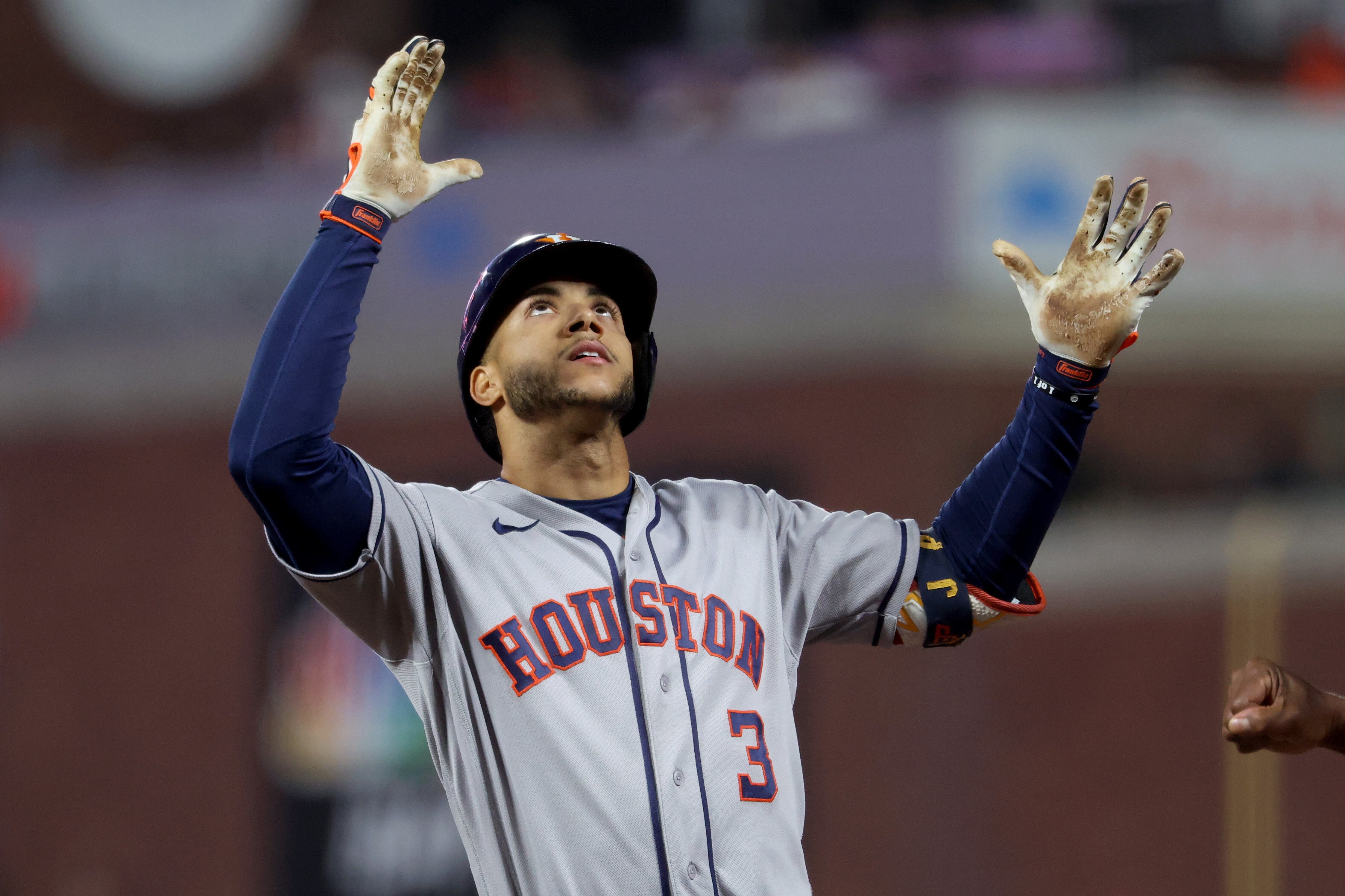 ASTROS-GIGANTES