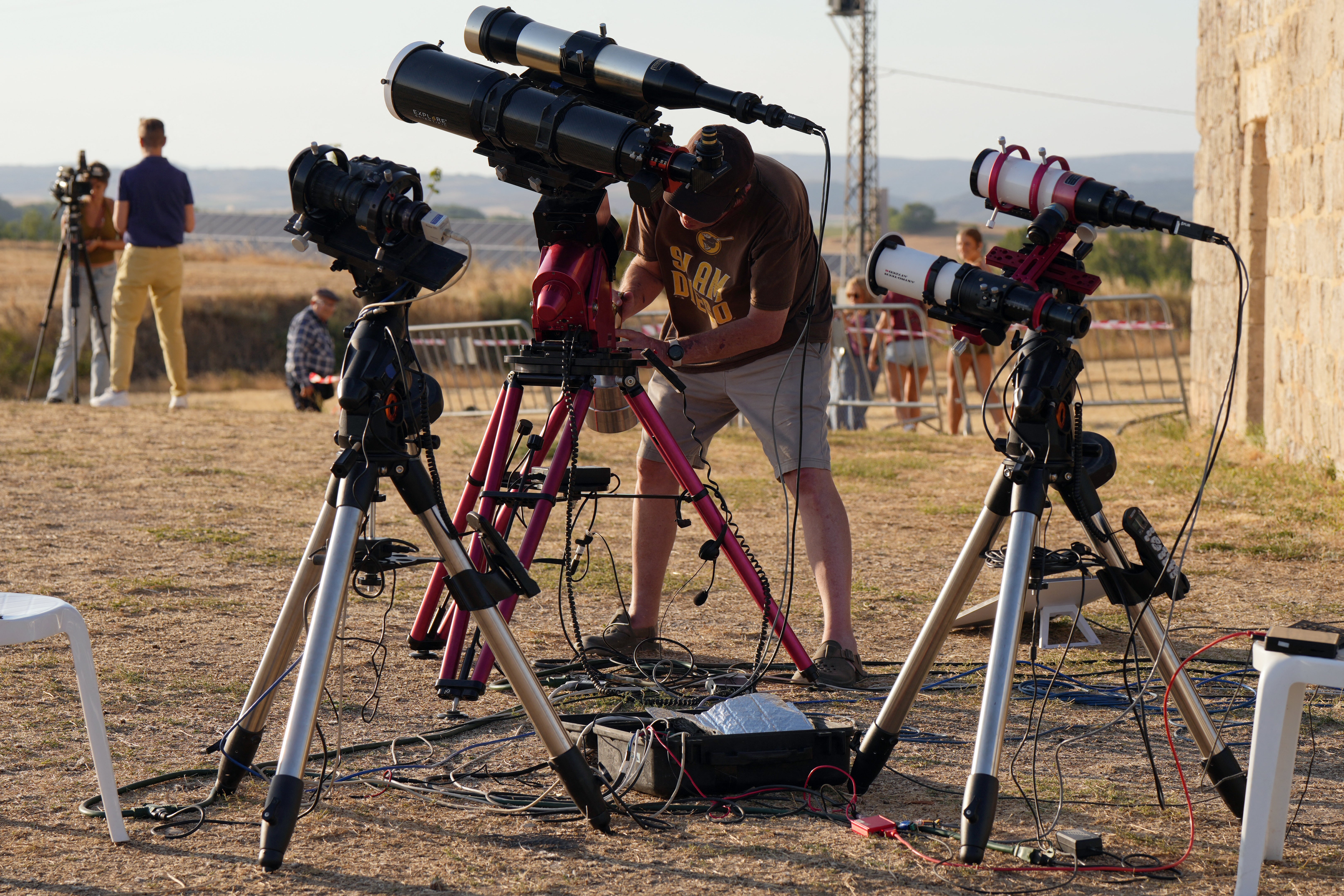 Authorities issue wildfire warning for eclipse gatherings in Spain