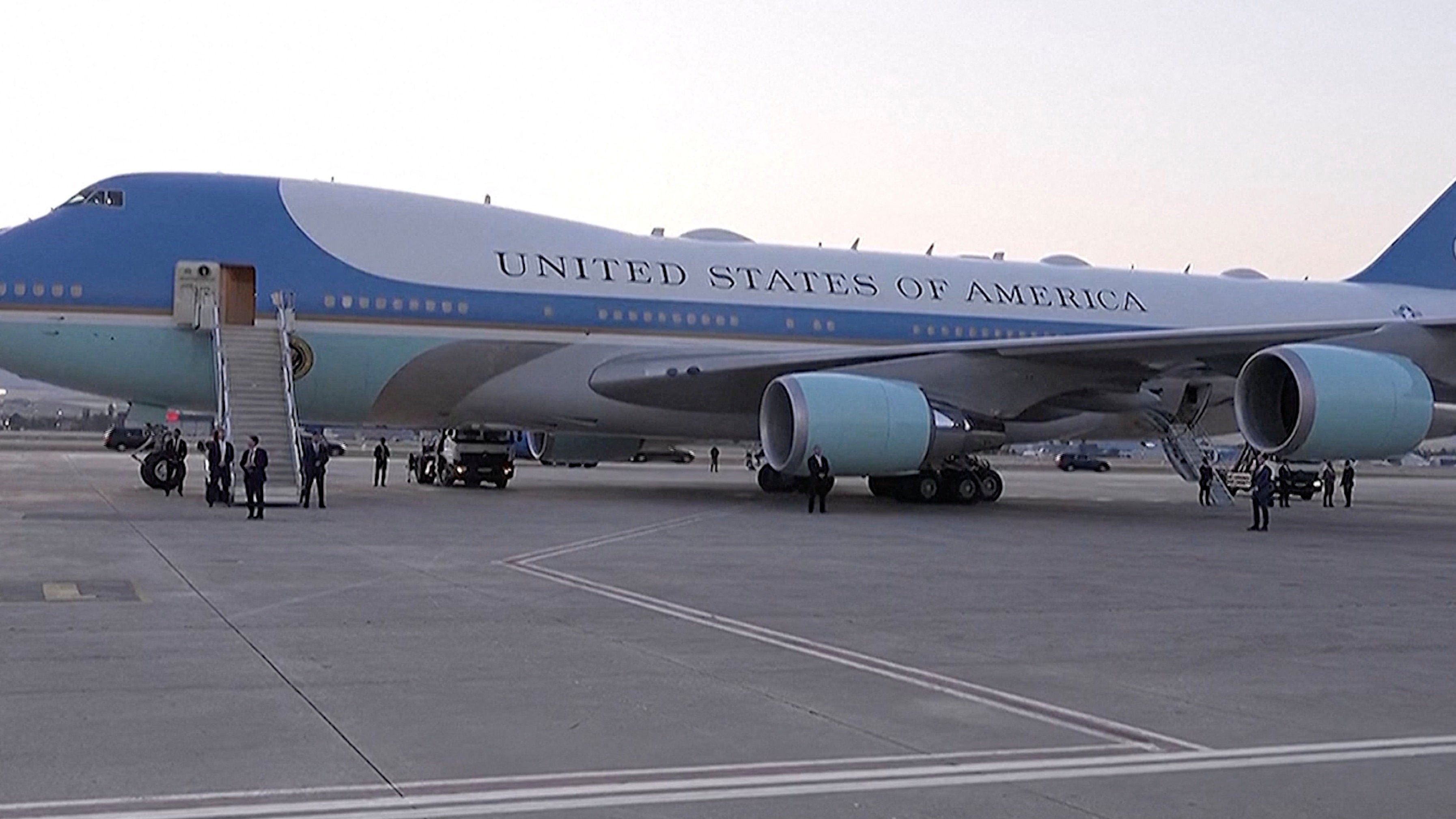 Internet reacts in memes to report Trump snuck off Air Force One by ‘airport catering truck’