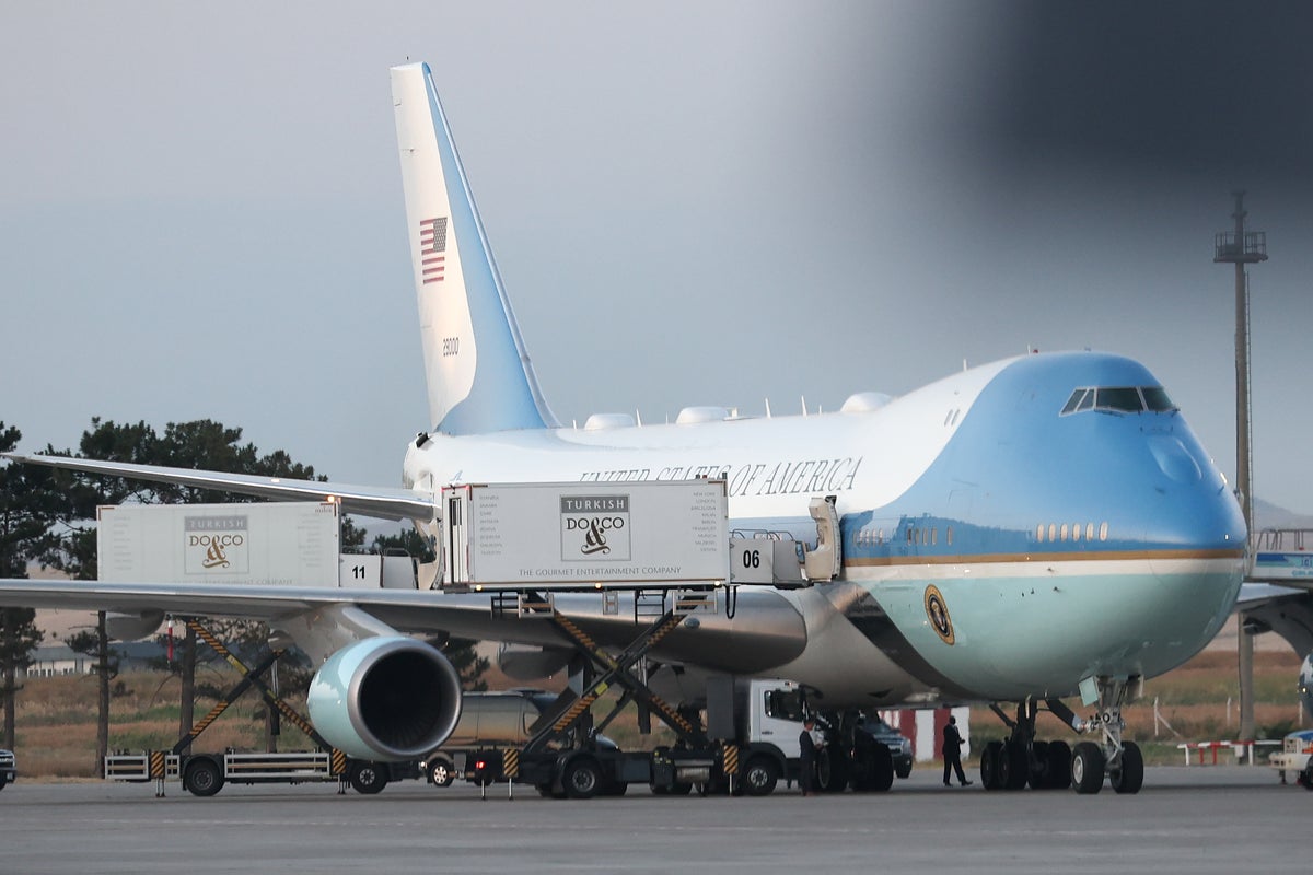 Trump’s cloak-and-dagger decoy flight exploits were the right thing to do, ex-Secret Service agents say