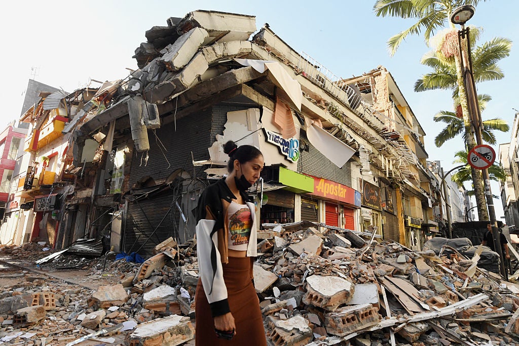 Colombia&rsquo;s deadly earthquake tests new president as search for thousands of missing continues