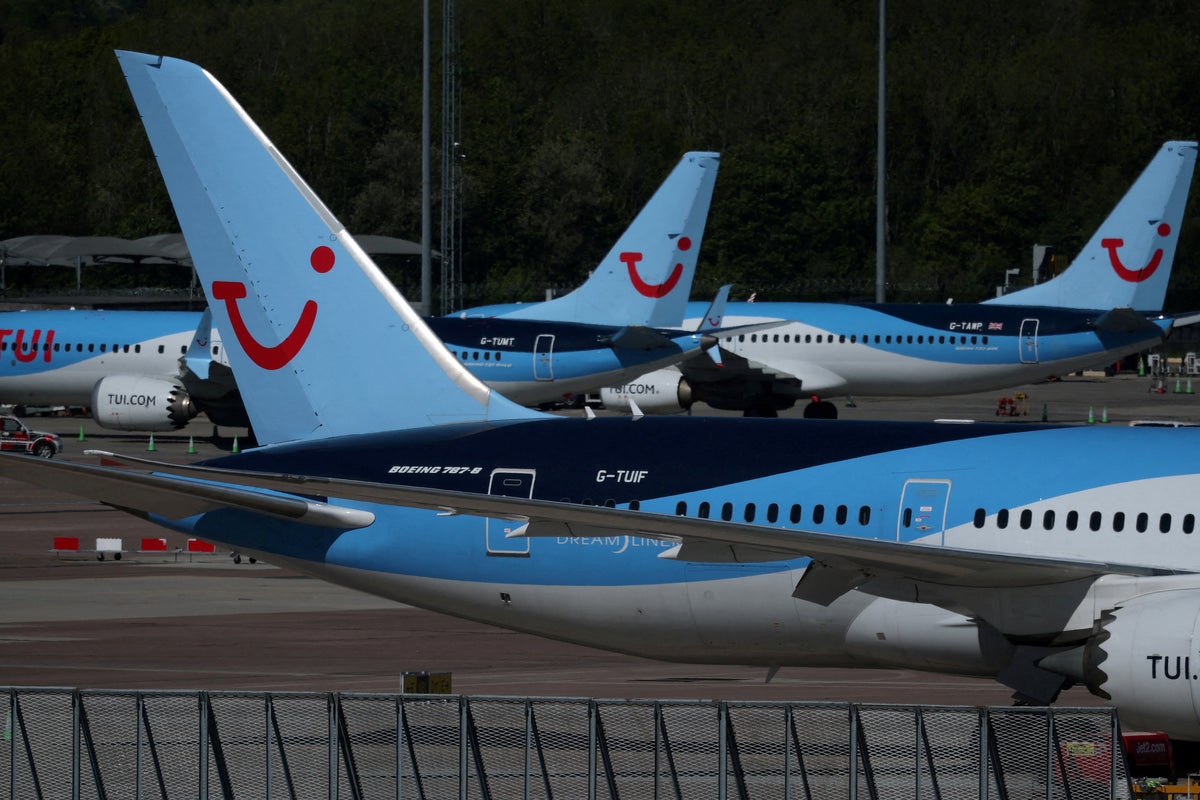 Tui profits slump as travellers avoid flying during Middle East conflict
