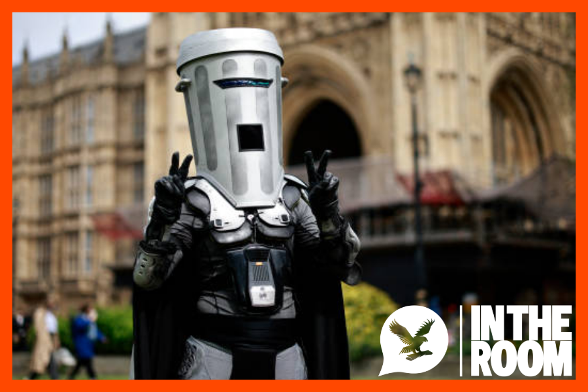 Count Binface says royal family should give up Buckingham Palace: “They don’t even like it”