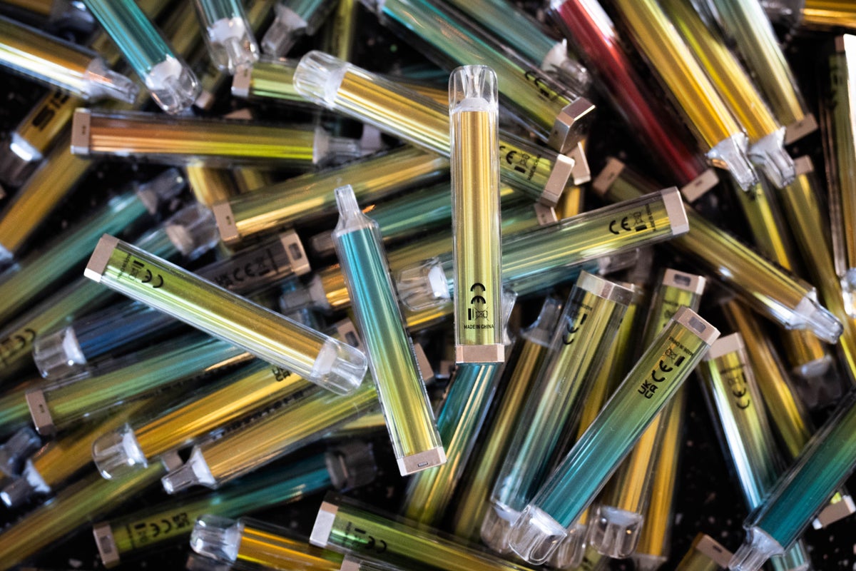 Fresh concerns over chemical found in flavoured vape liquid Fresh concerns over chemical found in flavoured vape liquid