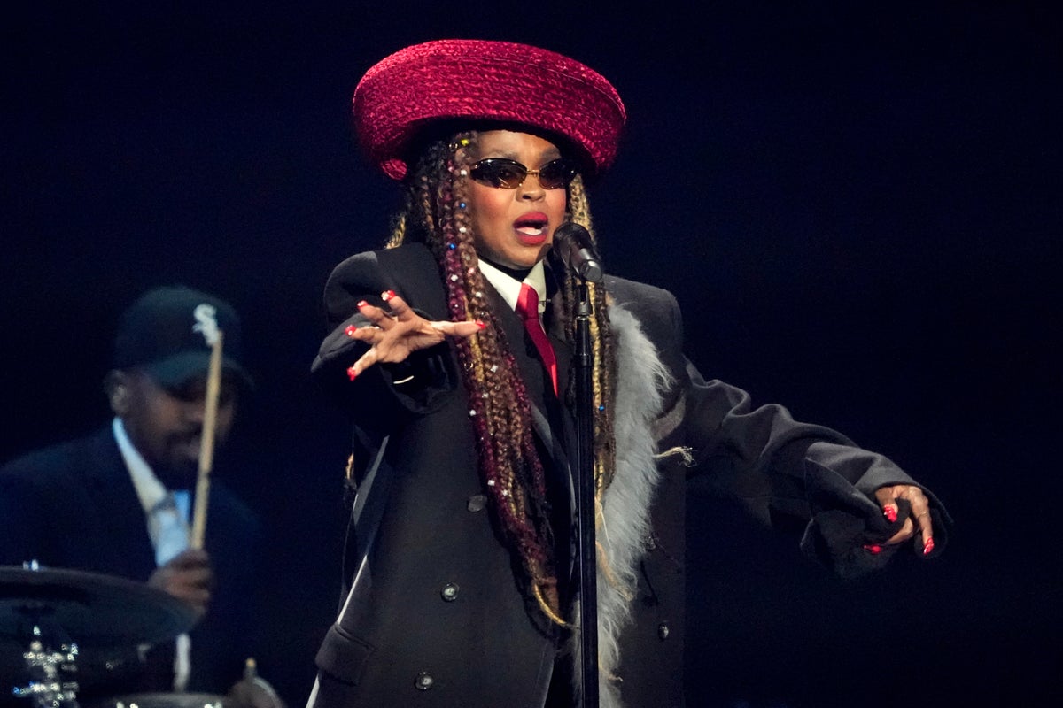 Ms. Lauryn Hill and Fugees' bandmate Wyclef Jean will headline Global Citizen's antipoverty festival