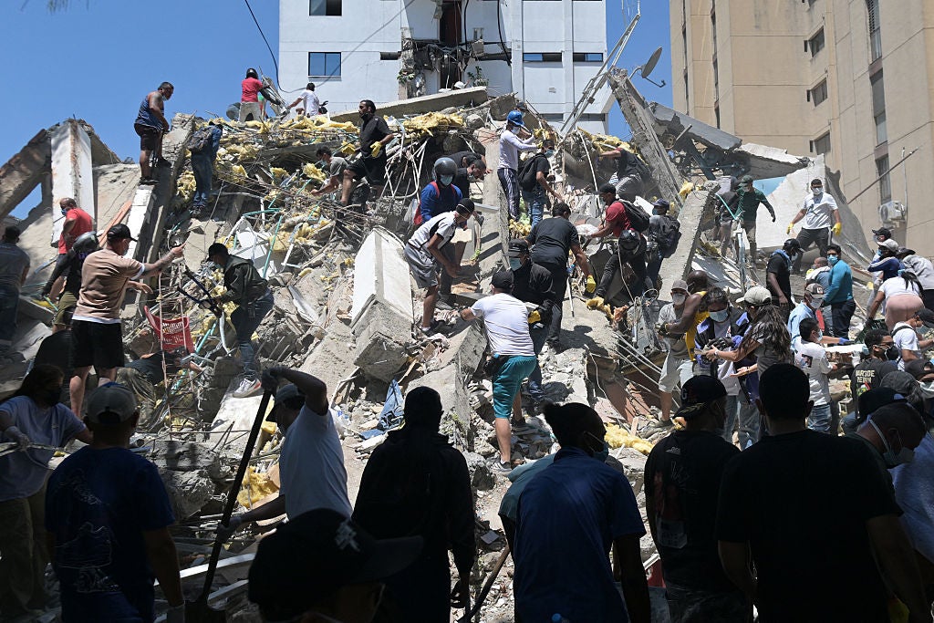 Rescuers call for silence around earthquake rubble in Colombia