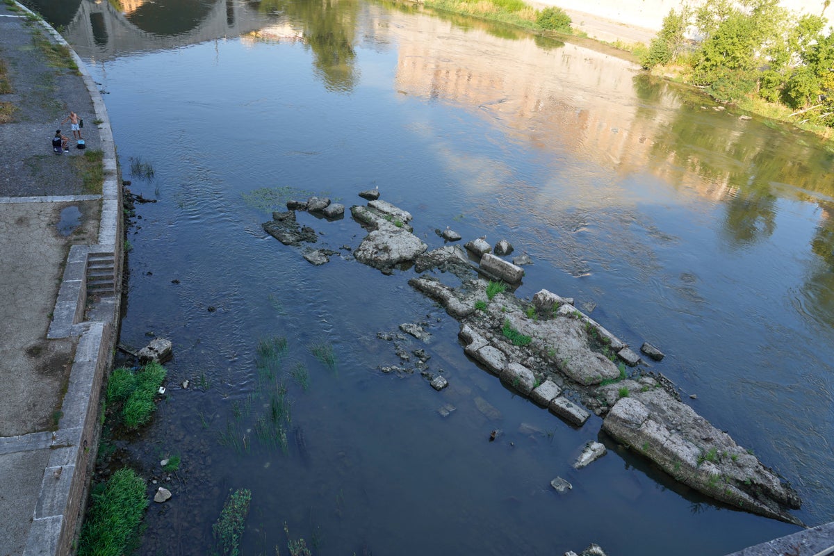 Nero’s Bridge reemerges as exceptionally low Tiber River levels expose parts of Rome’s structure