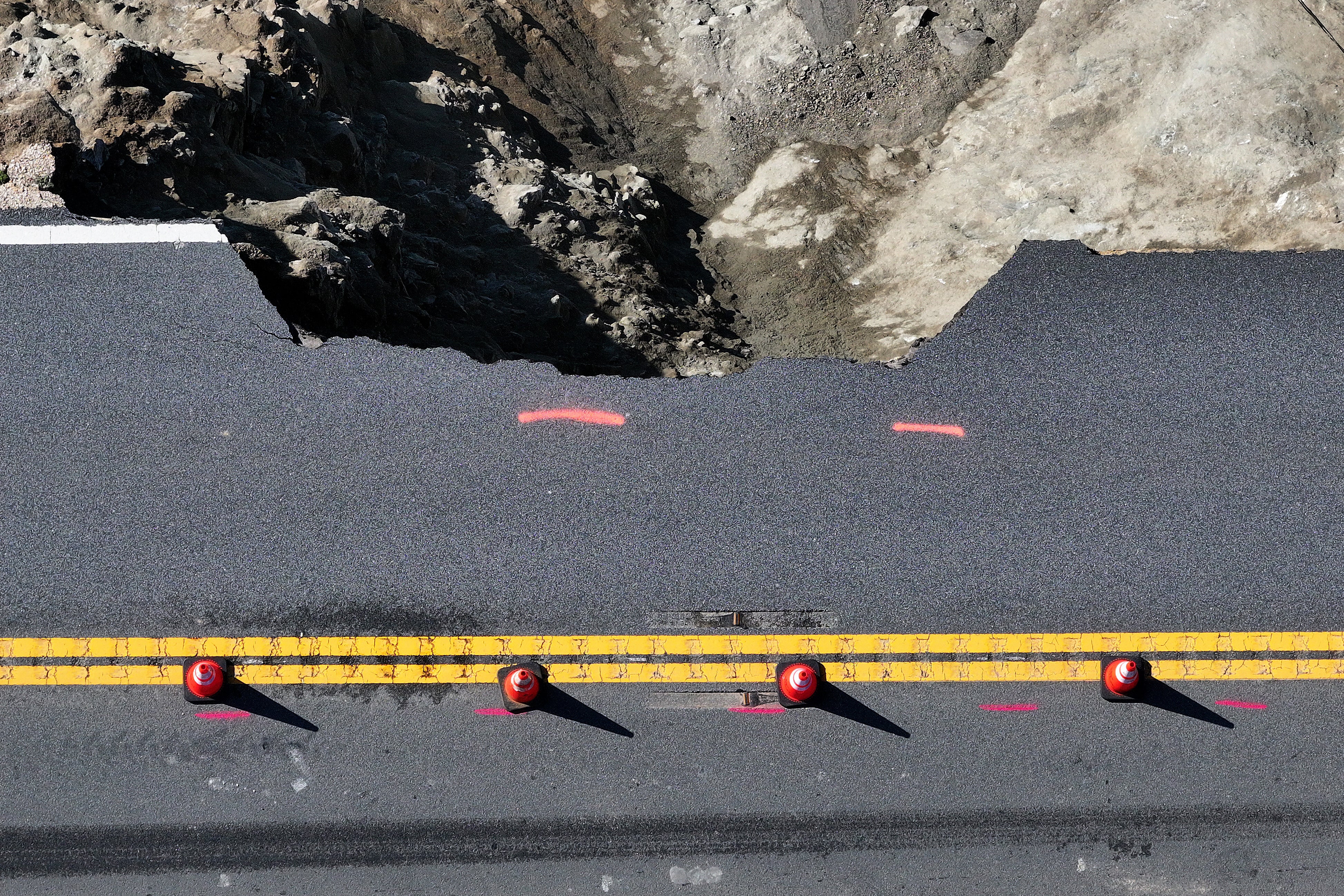 A portion of Highway 1 that broke away following heavy rains in 2024. (Getty)