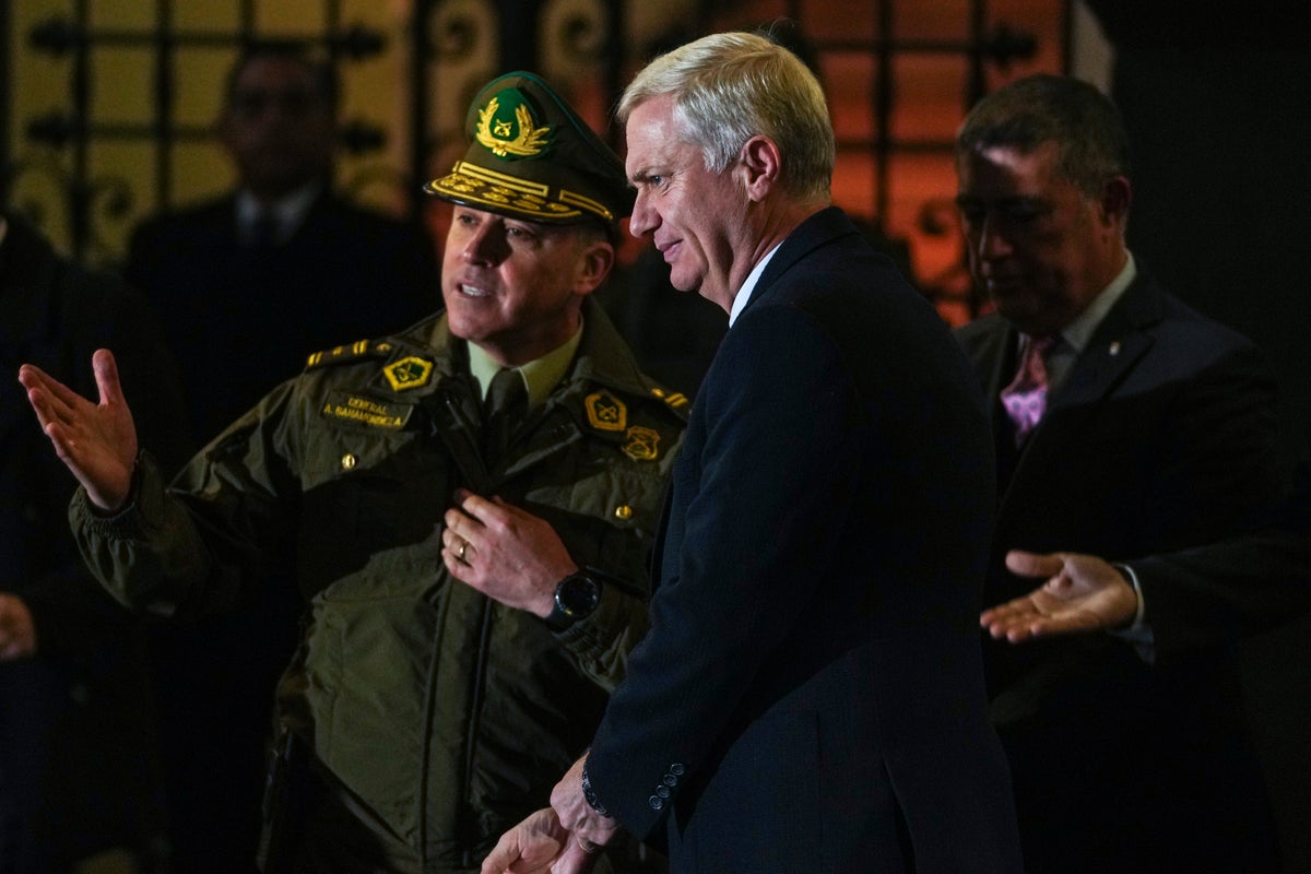 Chile moves hundreds of inmates to a new prison as President Kast ramps up security push Chile moves hundreds of inmates to a new prison as President Kast ramps up security push
