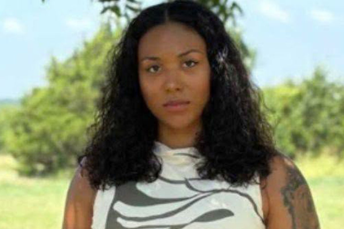 Surrogate mother who fled to Texas gives birth to baby amid legal row over treatment