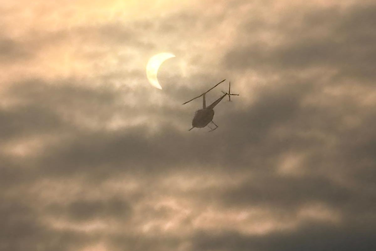 Cloud coverage begins to disrupt the eclipse in Santander (Dominic Bliss)