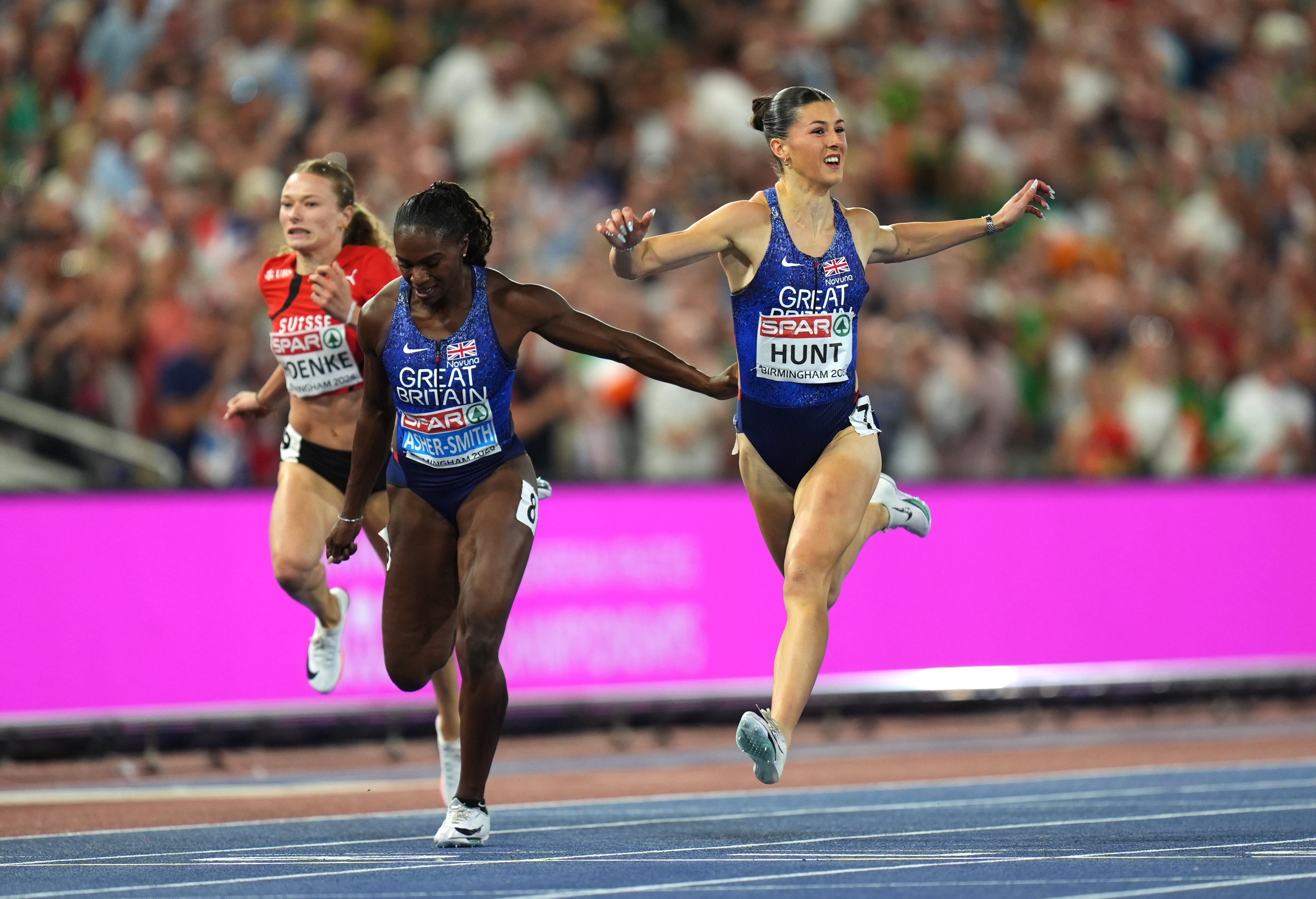 Dina Asher-Smith, left, had to settle for bronze (Annabel Lee-Ellis/PA)