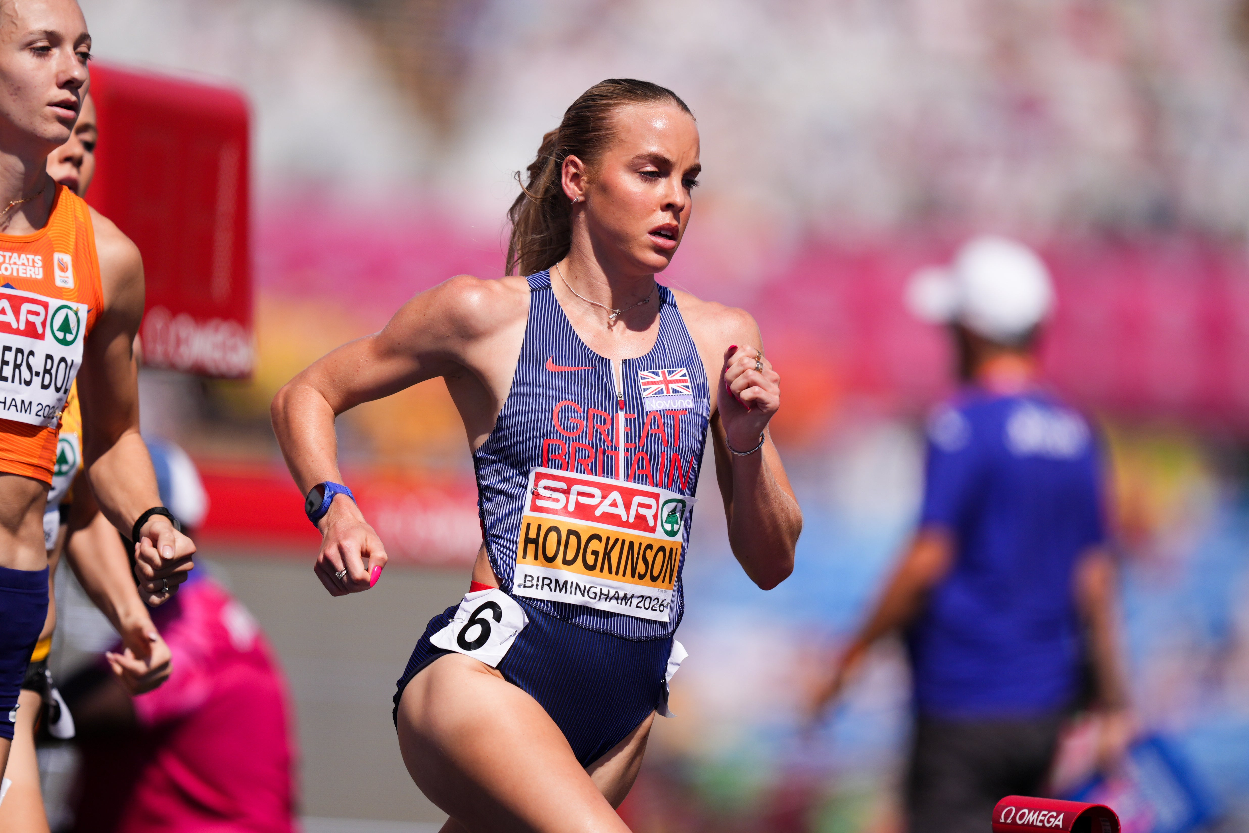Keely Hodgkinson won her 800m semi-final to book a place in the final against rival Audrey Werro