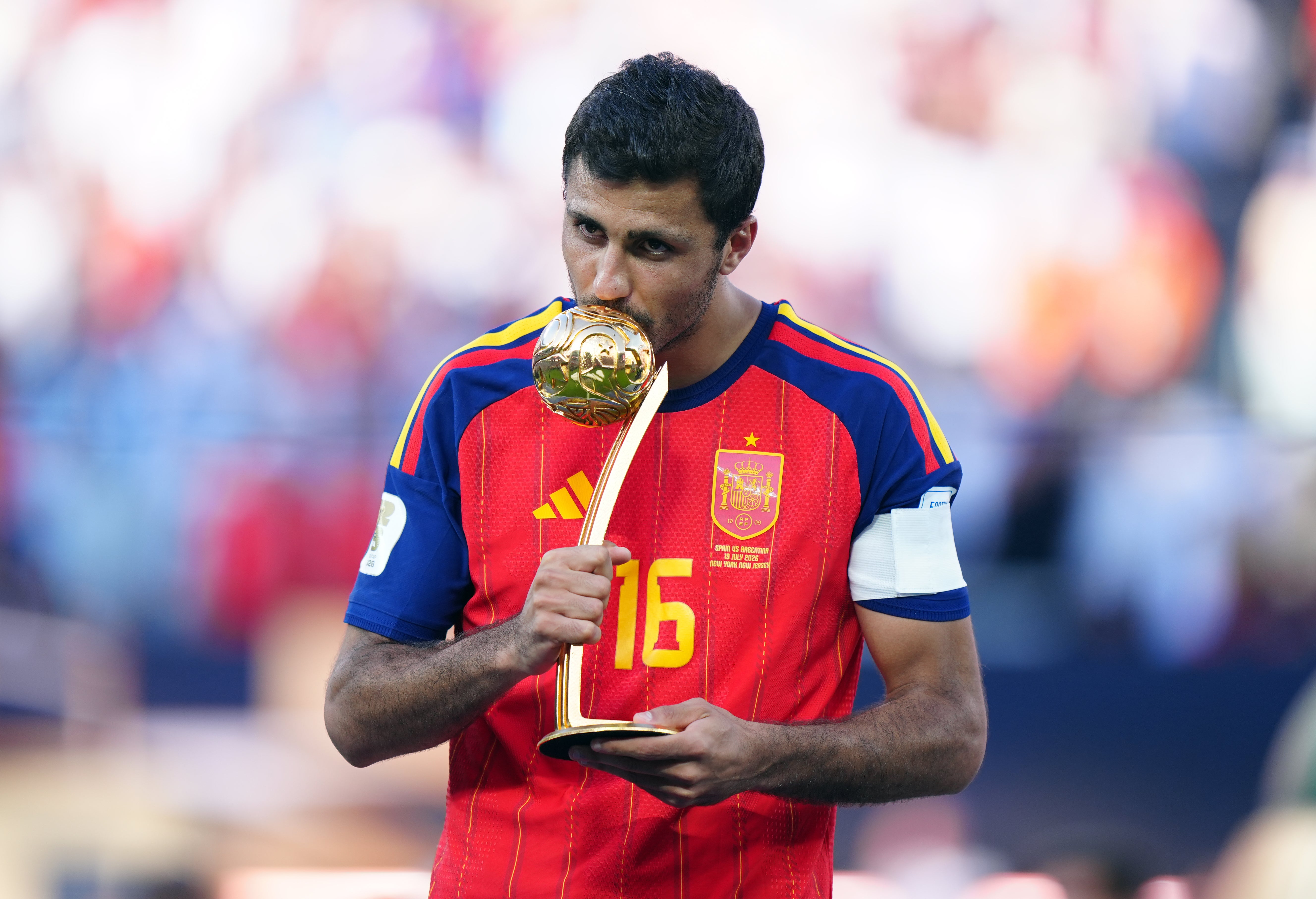 Rodri with the golden ball award at the World Cup