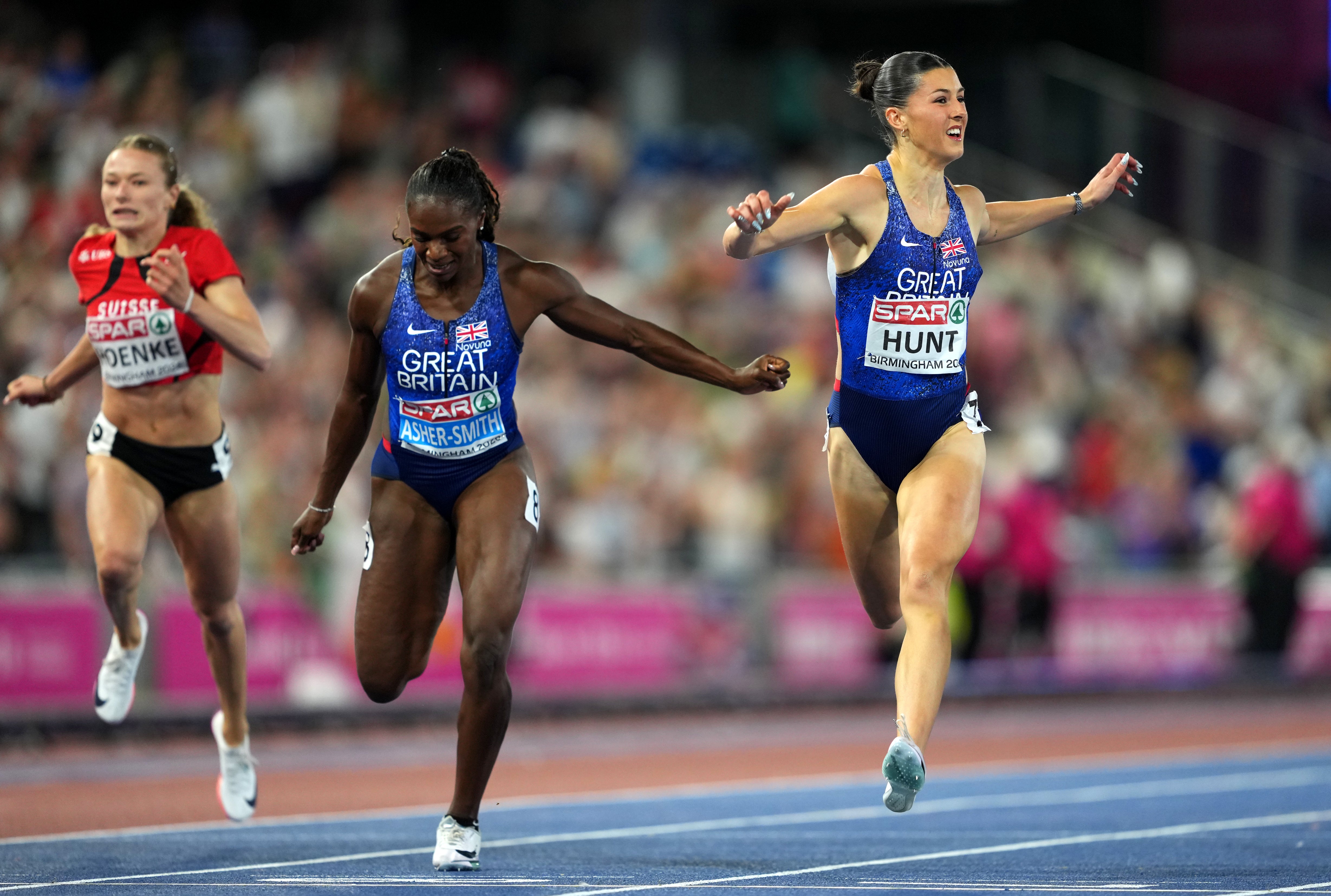 Hunt beat Dina Asher-Smith to gold on Thursday