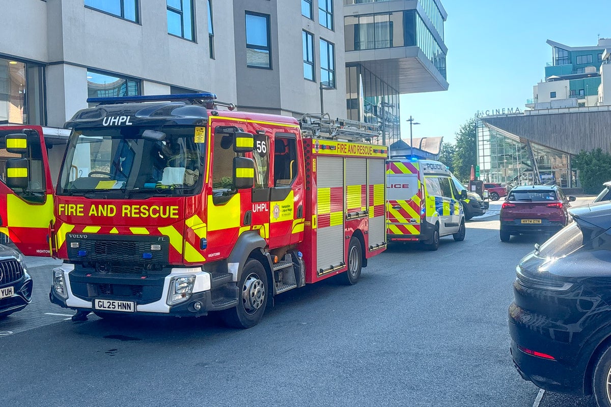 ‘True gentleman’ Jason Gledhill dies in electrocution at five-star Southampton hotel ‘True gentleman’ Jason Gledhill dies in electrocution at five-star Southampton hotel