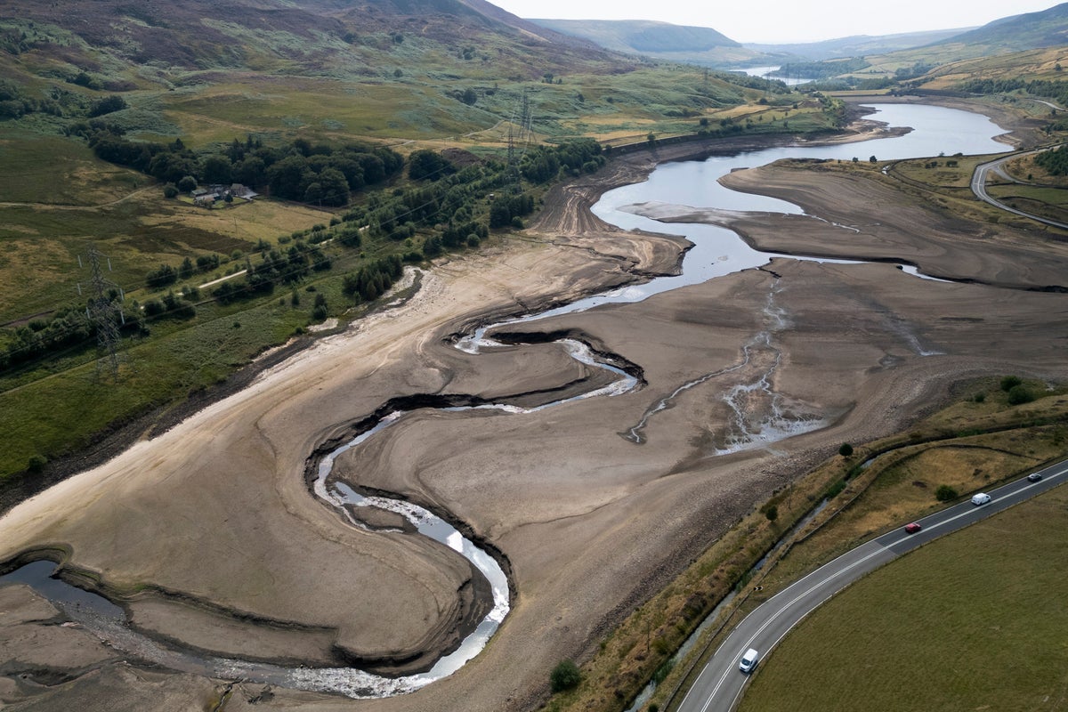Why can rain cause flooding in a drought?