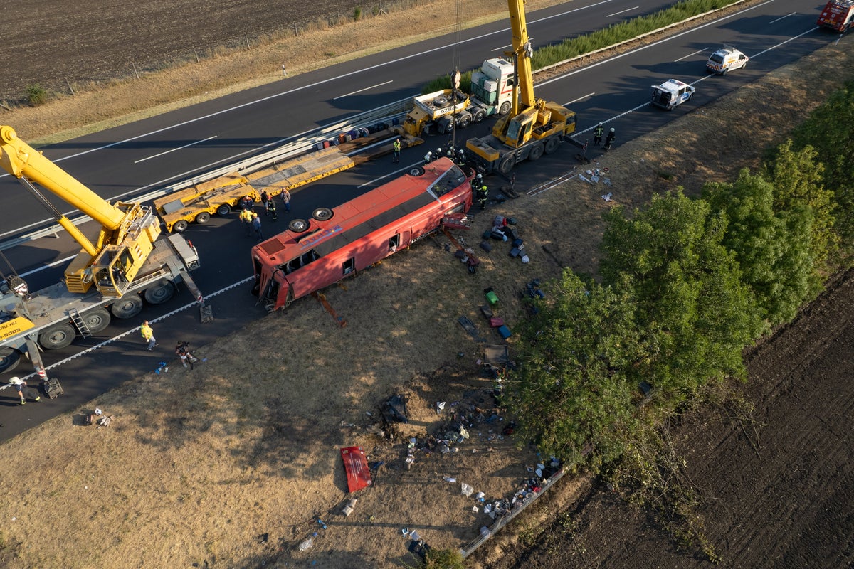 Polish tourist bus crash leaves 12 people dead and 10 injured in Hungary