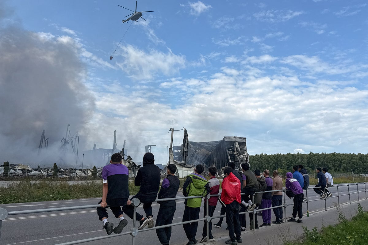 Ukrayna-Rusya savaşının sonuncusu: Kiev, büyük bir drone saldırısında en büyük "Rus Amazon" merkezini havaya uçurdu
