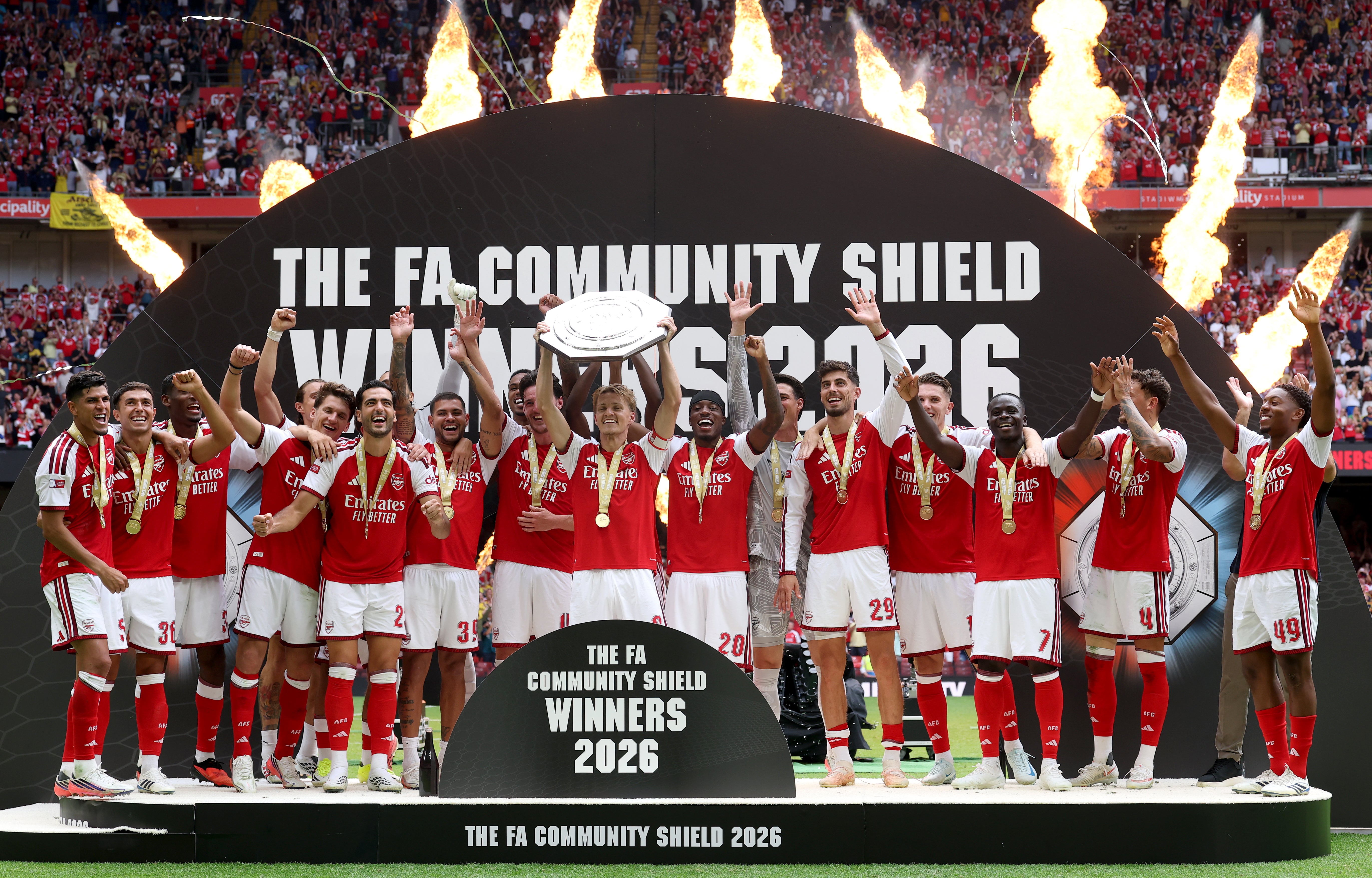 Arsenal dominate Man City to win season-opening Community Shield